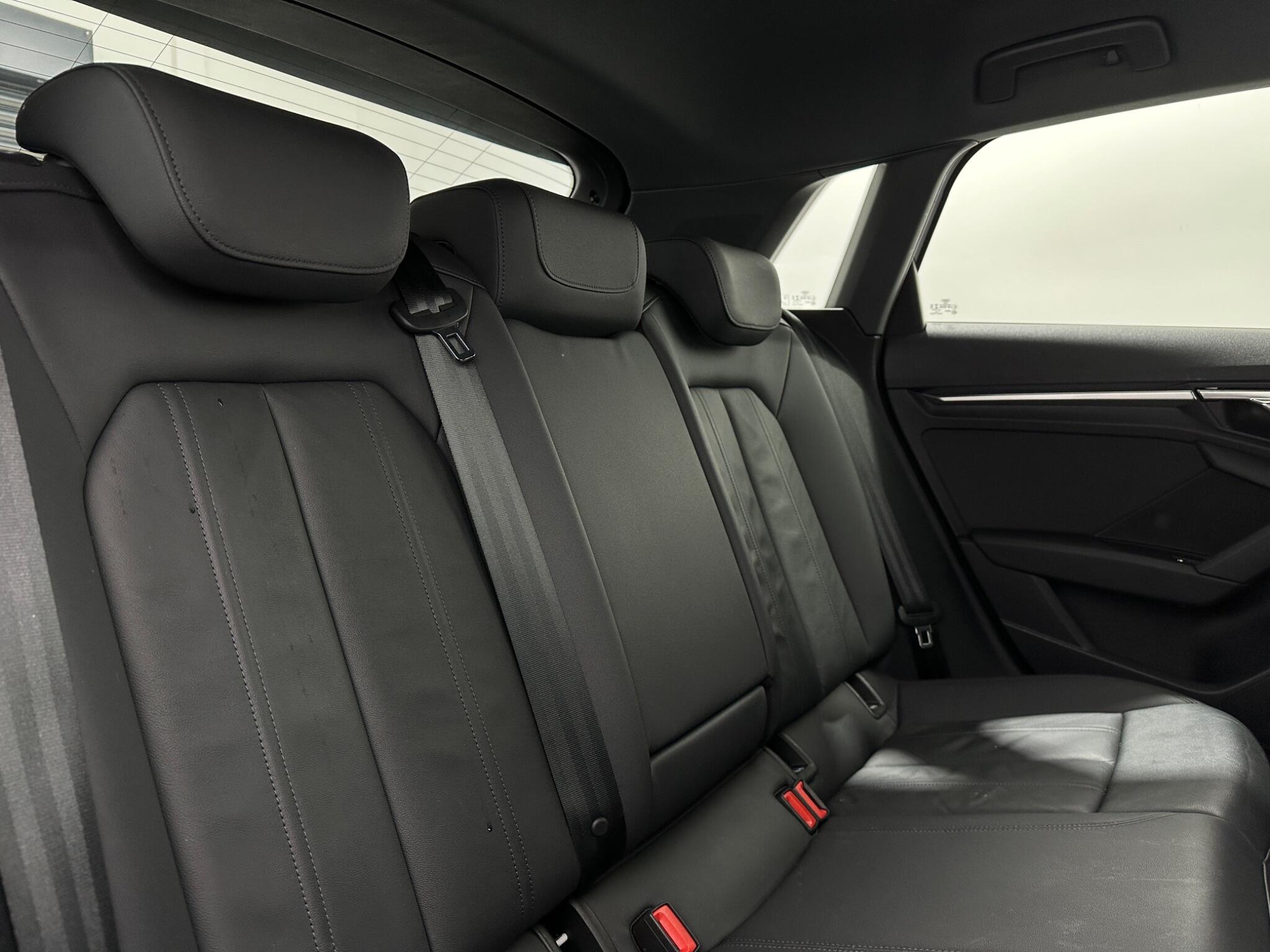 Audi A3 view 42