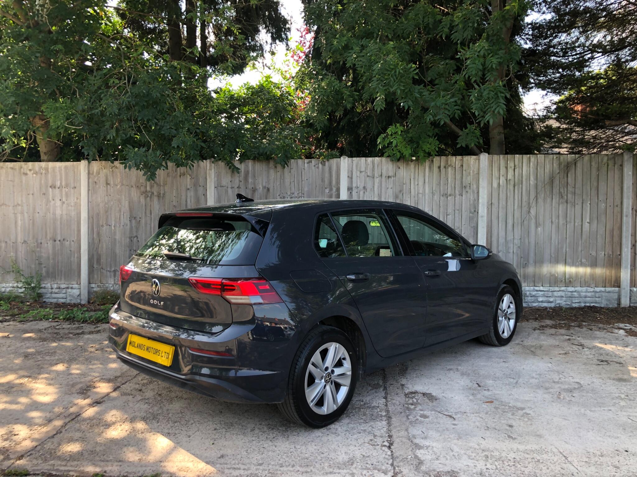Volkswagen Golf view 10