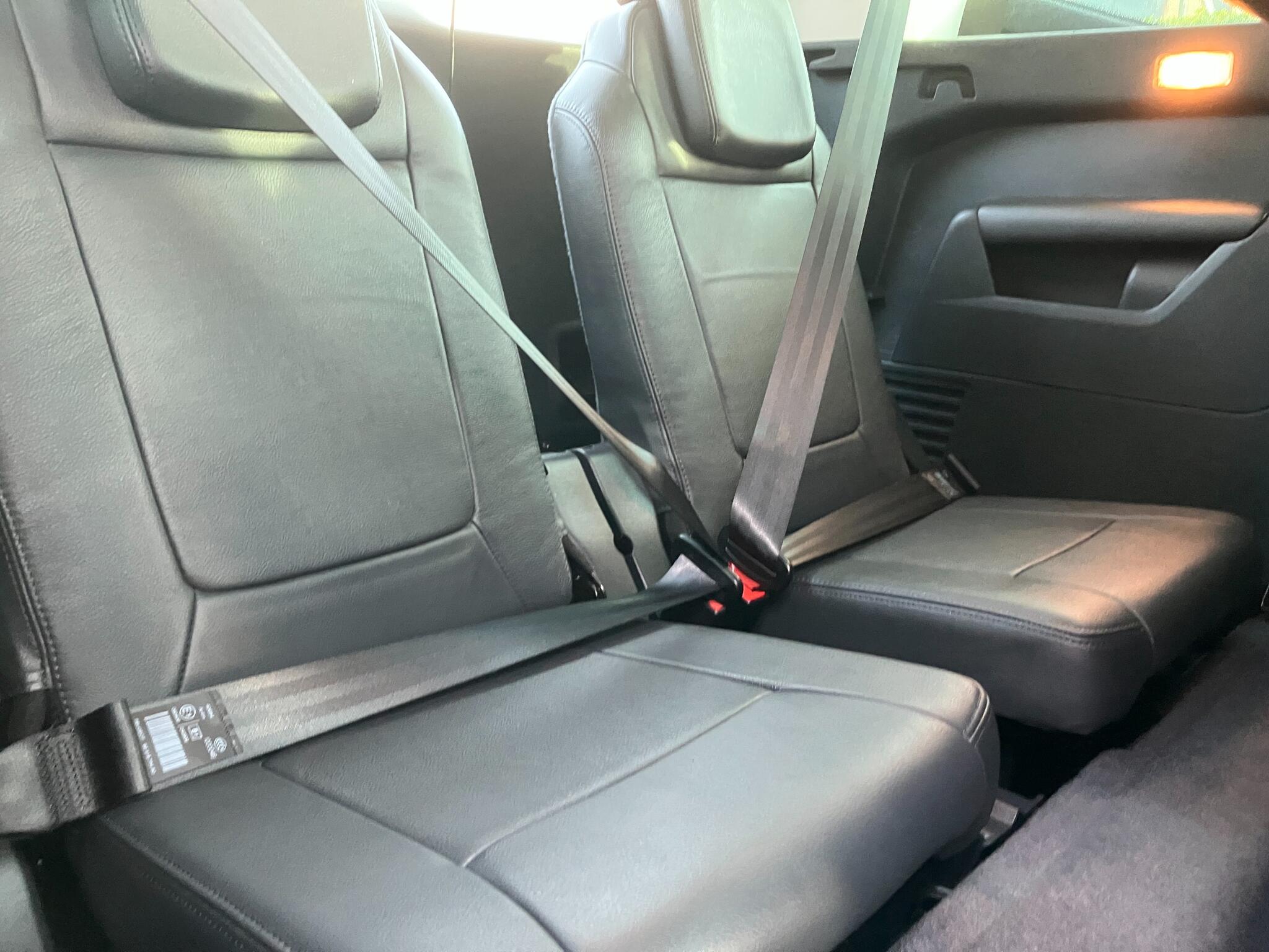 Peugeot 5008 view 10