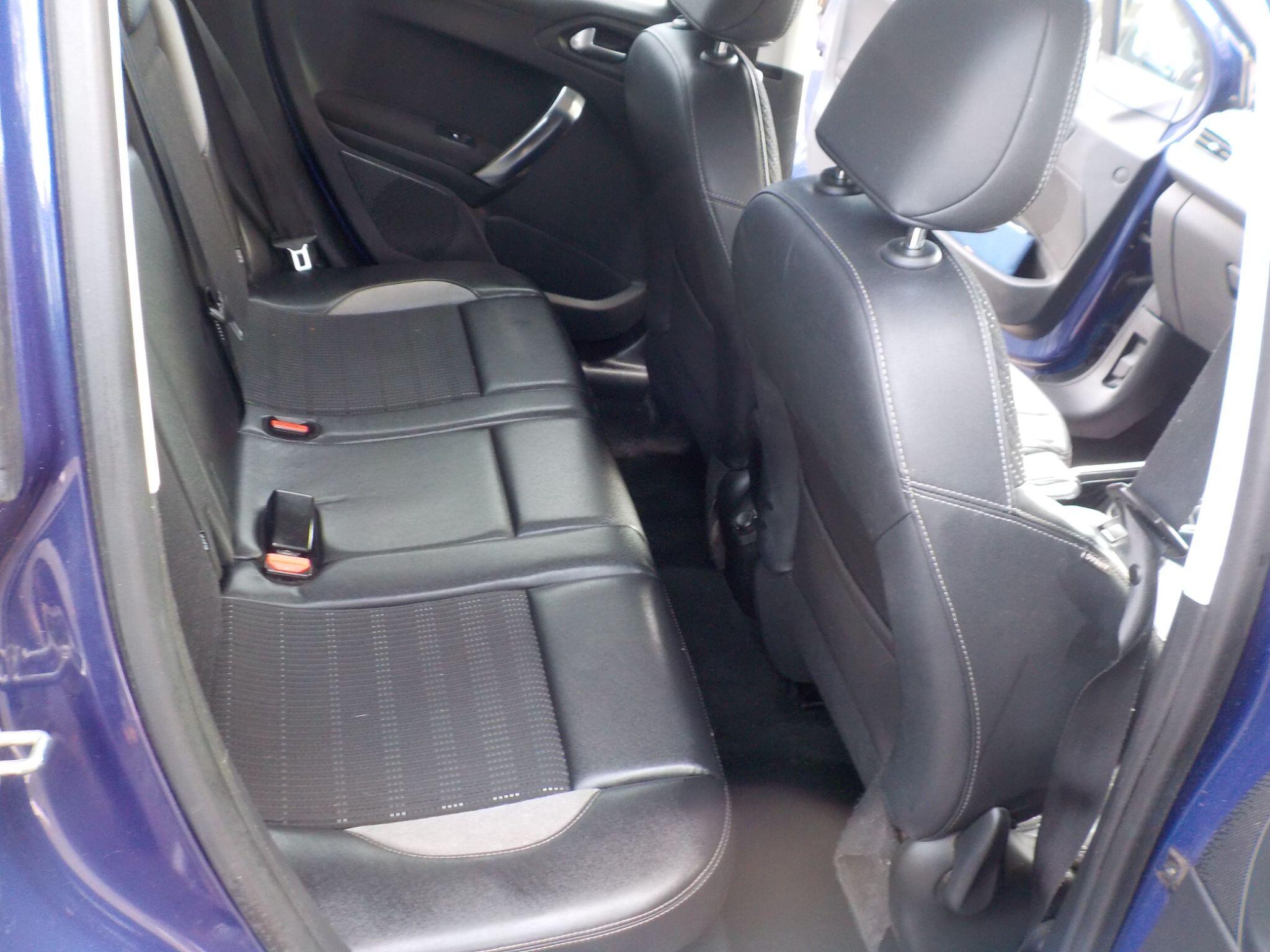 Peugeot 2008 1.6 e-HDi Allure Euro 5 (s/s) 5dr