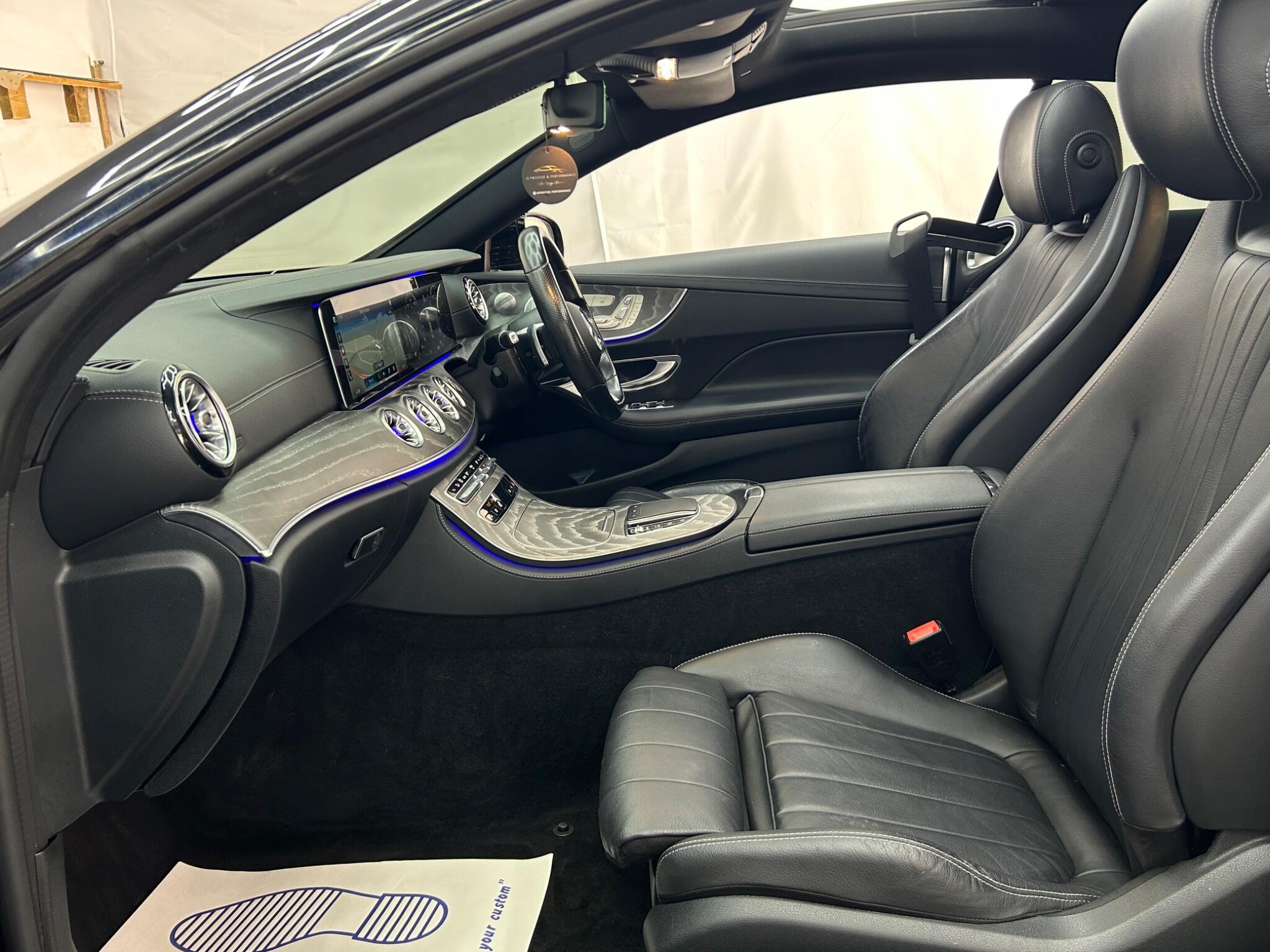 Mercedes-Benz E Class view 48