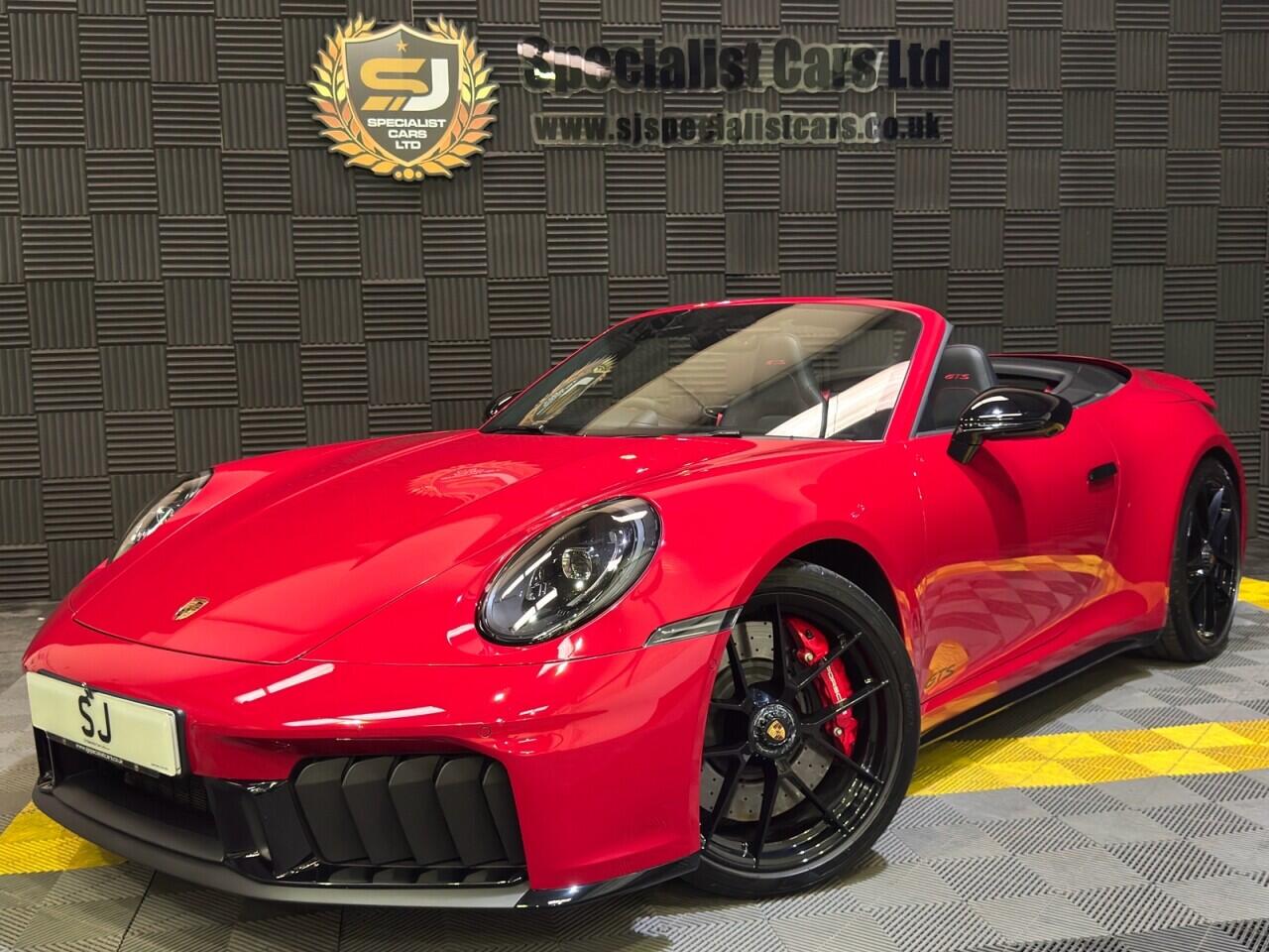 Porsche 911 view 24