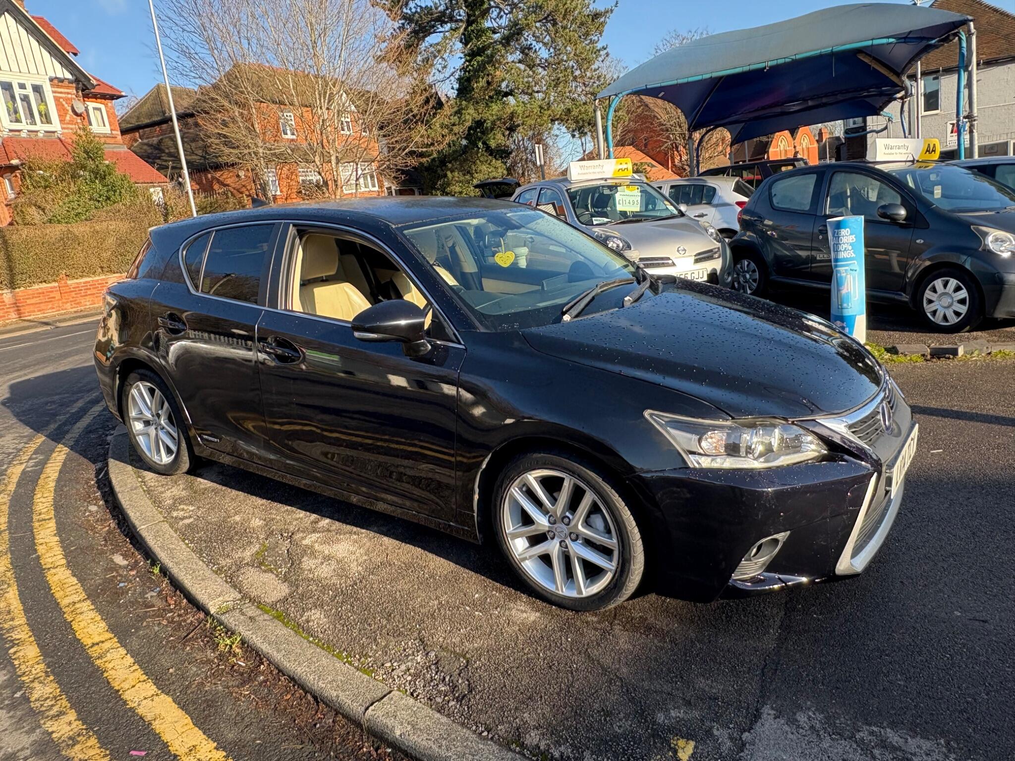 2014 Lexus CT 1.8 200h Luxury CVT Euro 6 (s/s) 5dr • 99,475 miles image 7