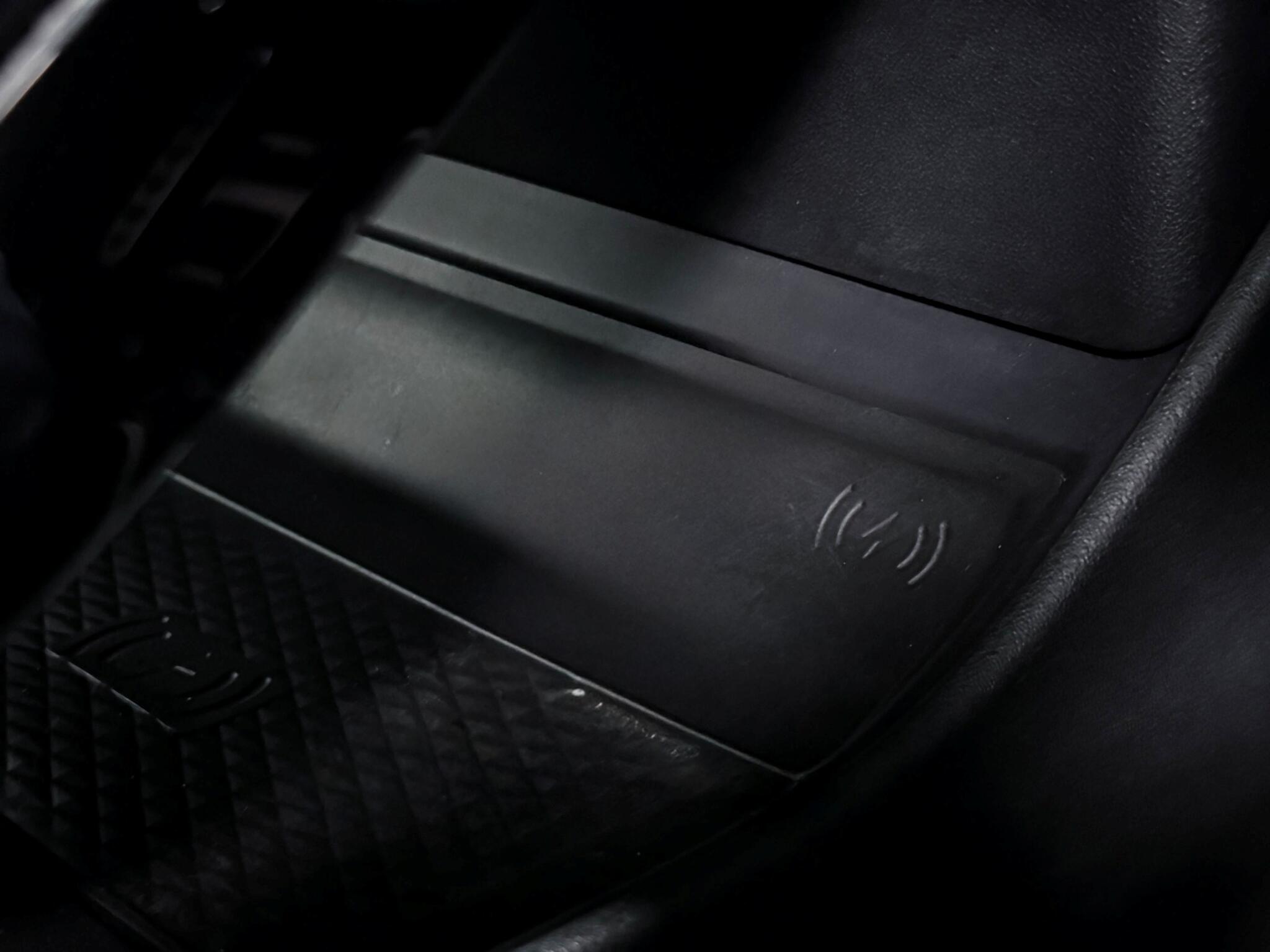Land Rover Range Rover Evoque view 38