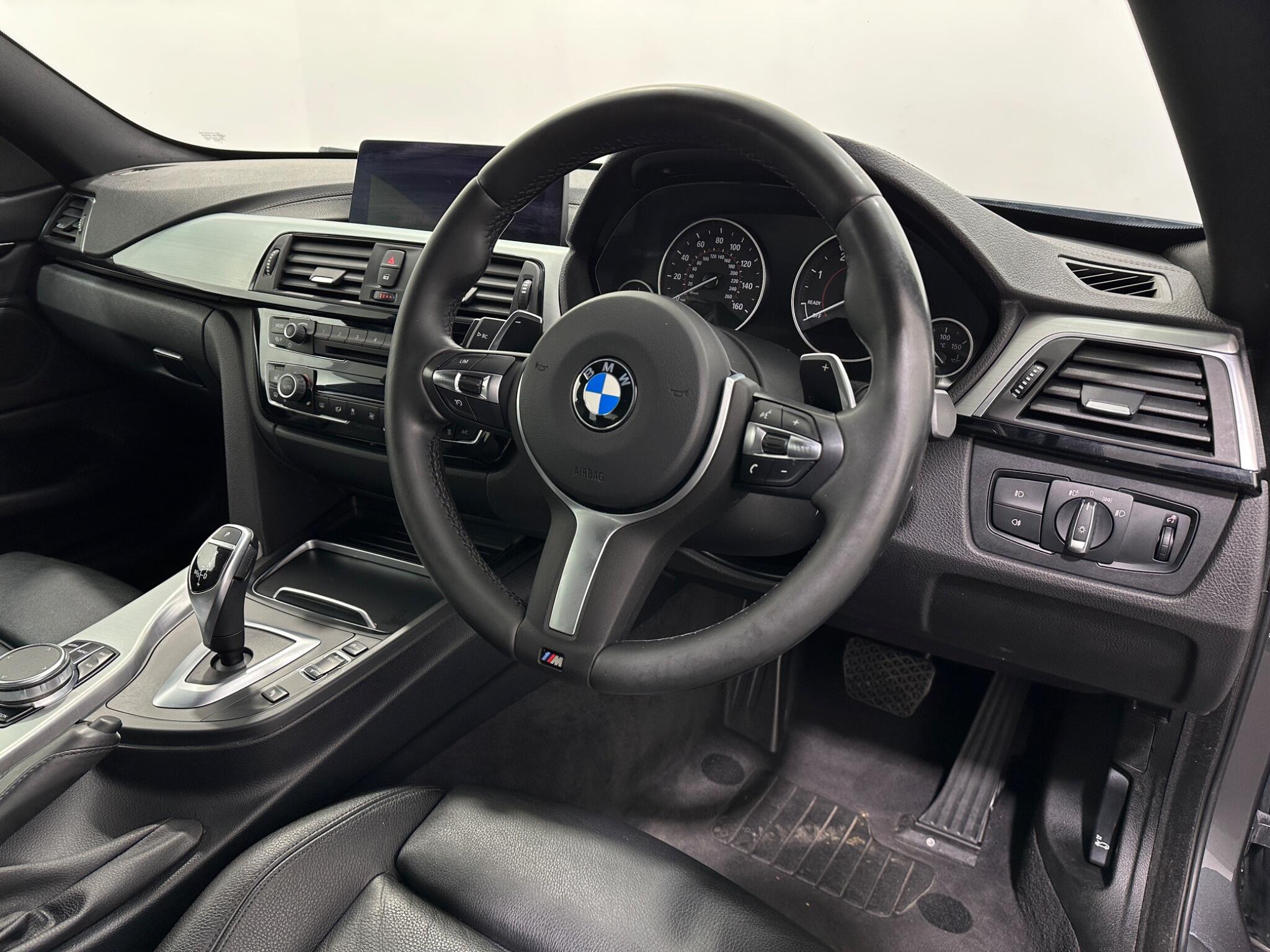 BMW 4 Series view 10