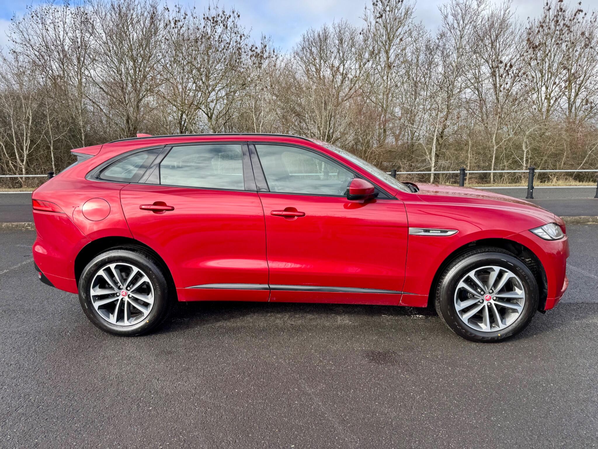 2018 Jaguar F-PACE 2.0 D180 R-Sport Auto AWD Euro 6 (s/s) 5dr • 39,000 miles image 7