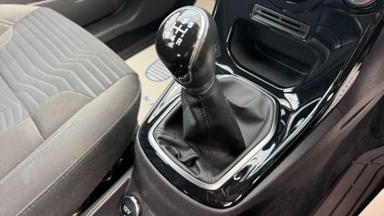 Ford Fiesta view 23