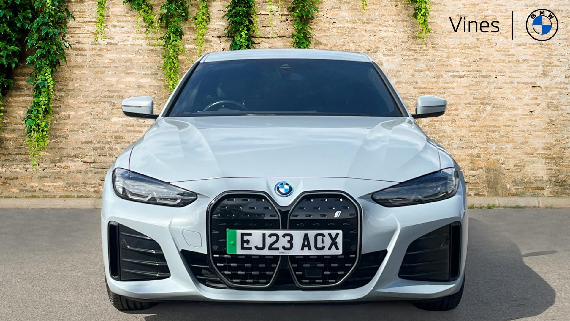 BMW i4 view 16