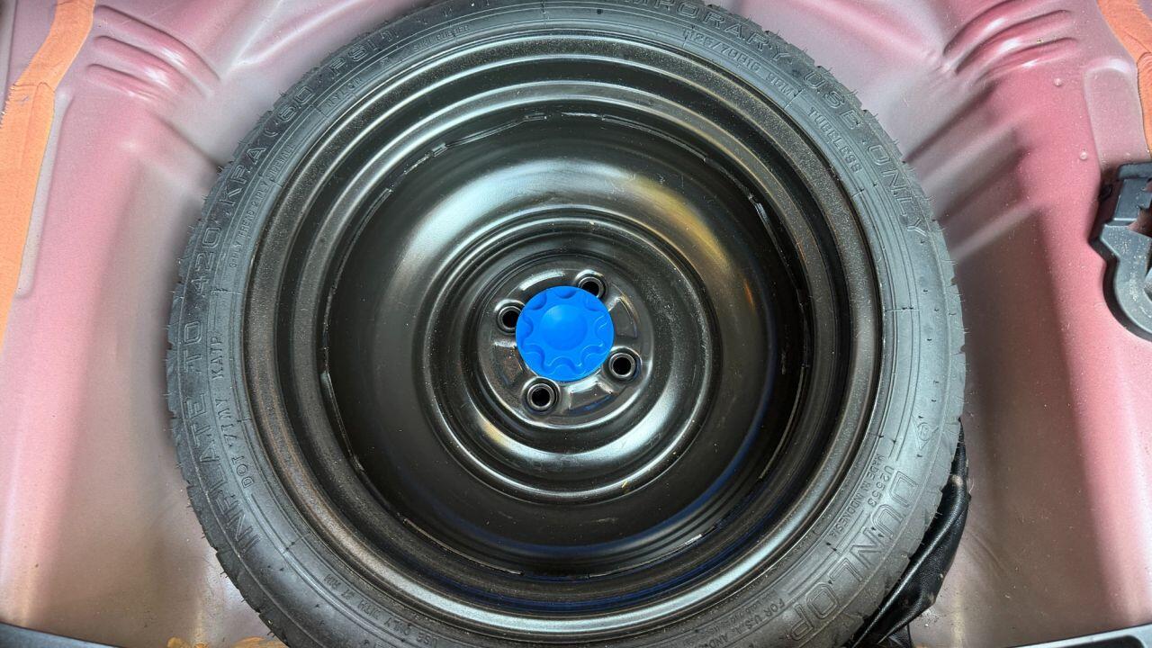 Toyota Yaris view 35