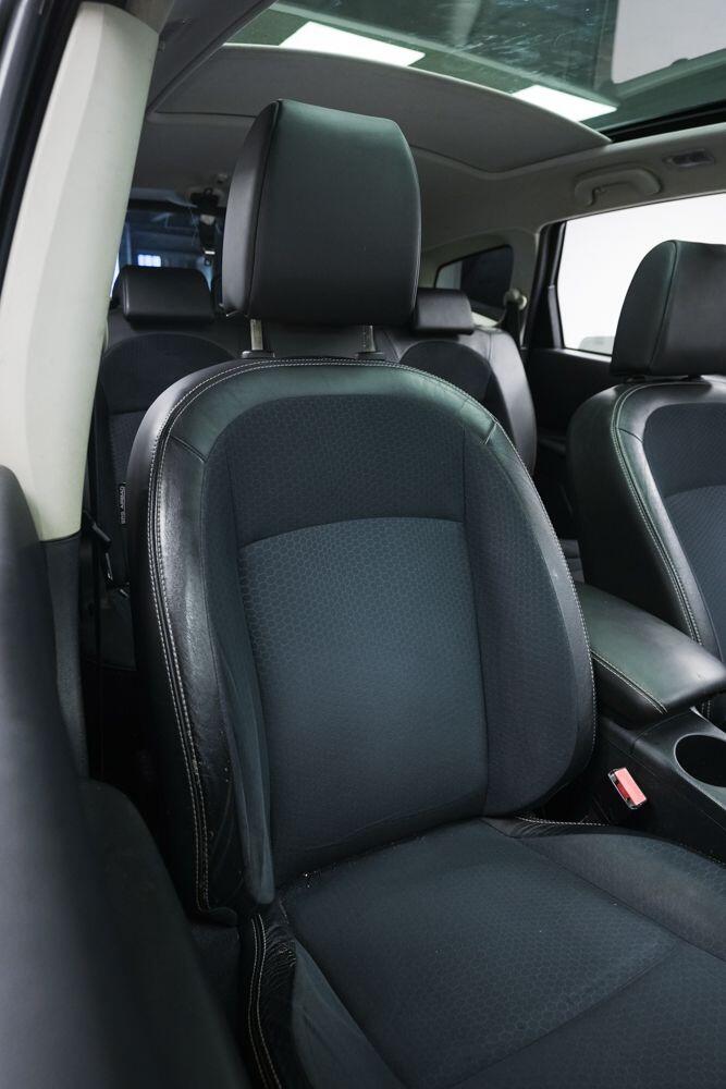 Nissan Qashqai+2 view 10