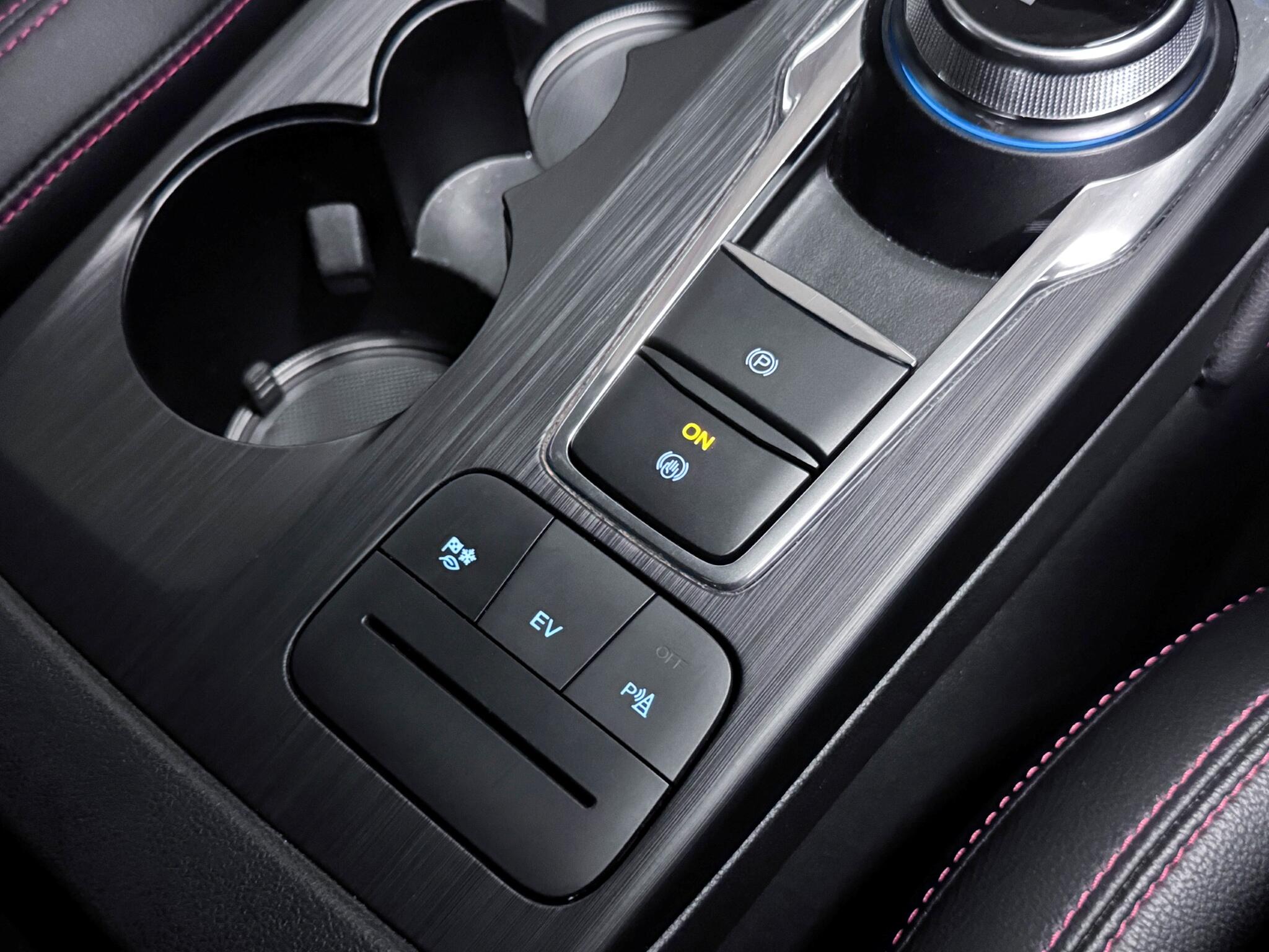 Ford Kuga view 37
