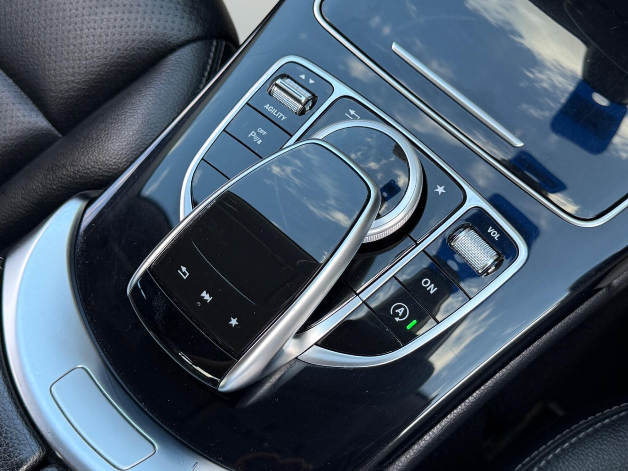 Mercedes-Benz C Class - Image 54