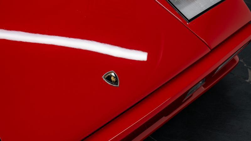Lamborghini Countach view 13
