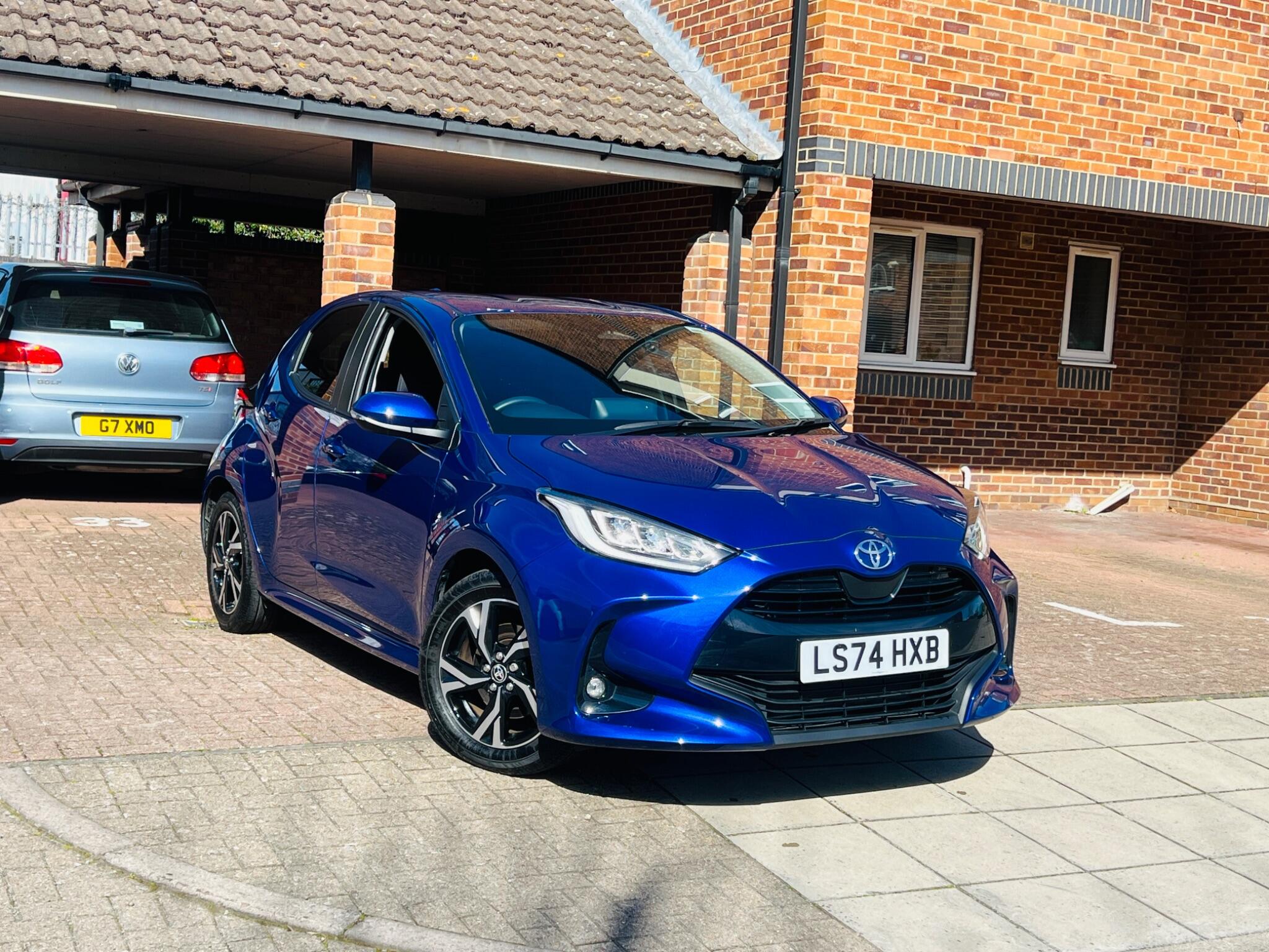 Toyota Yaris view 20