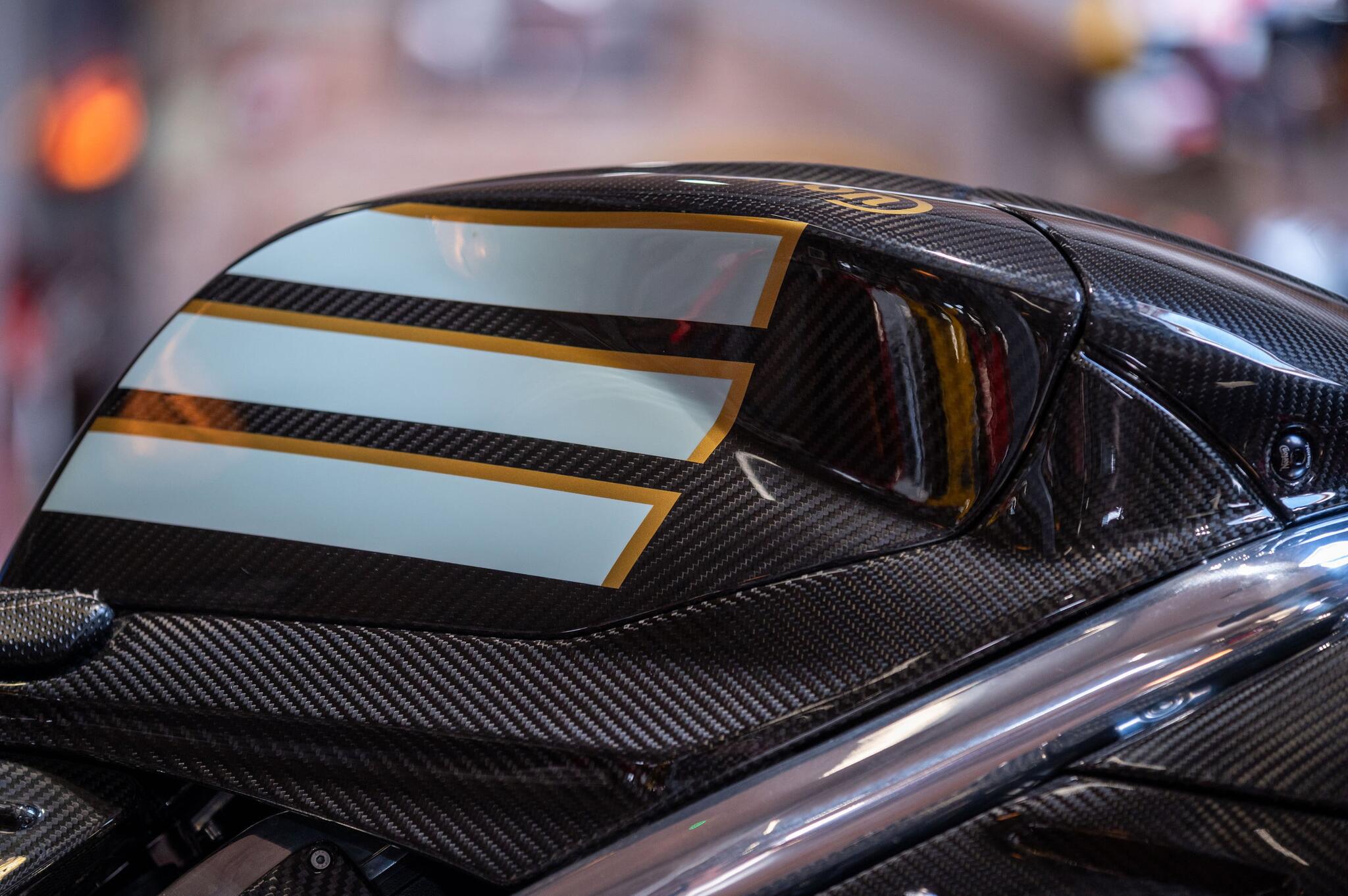 Norton V4 CR view 10