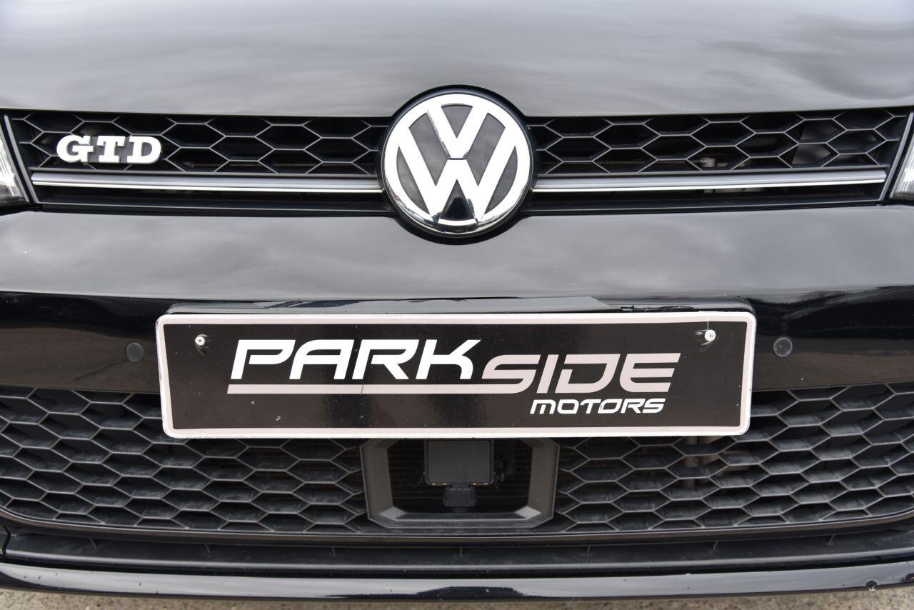 Volkswagen Golf view 12