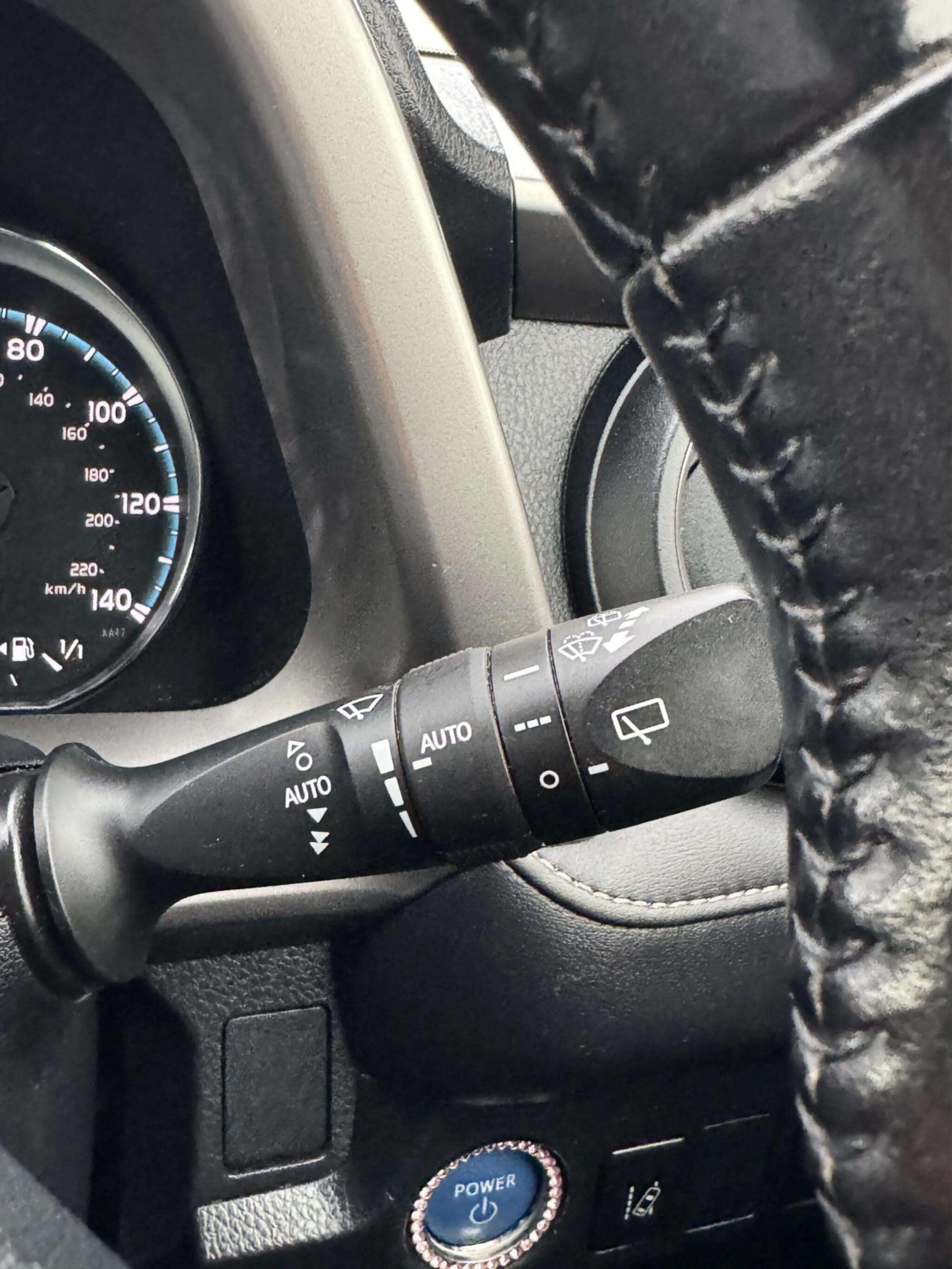Toyota Rav4 view 74