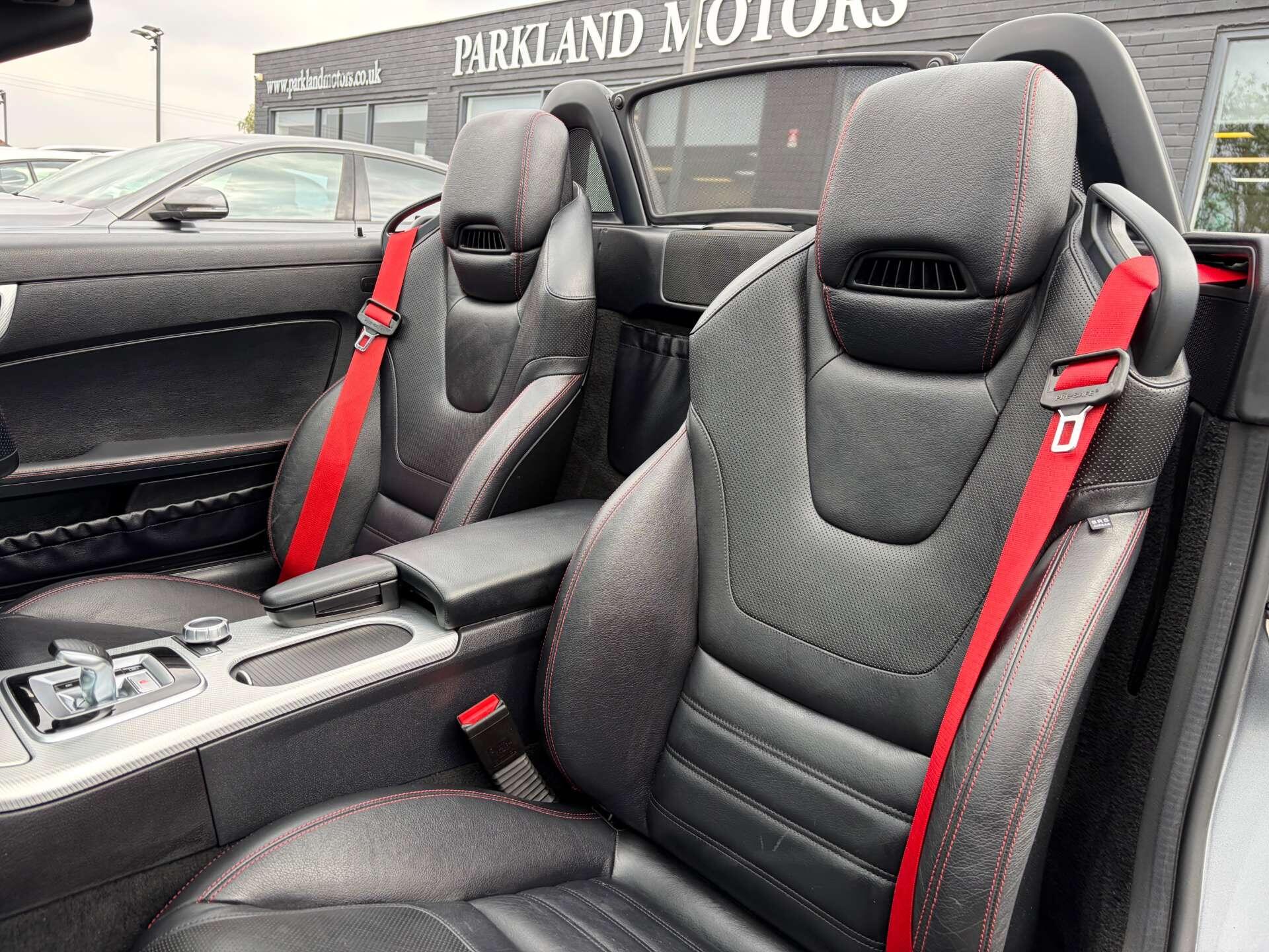 Mercedes-Benz SLC view 26