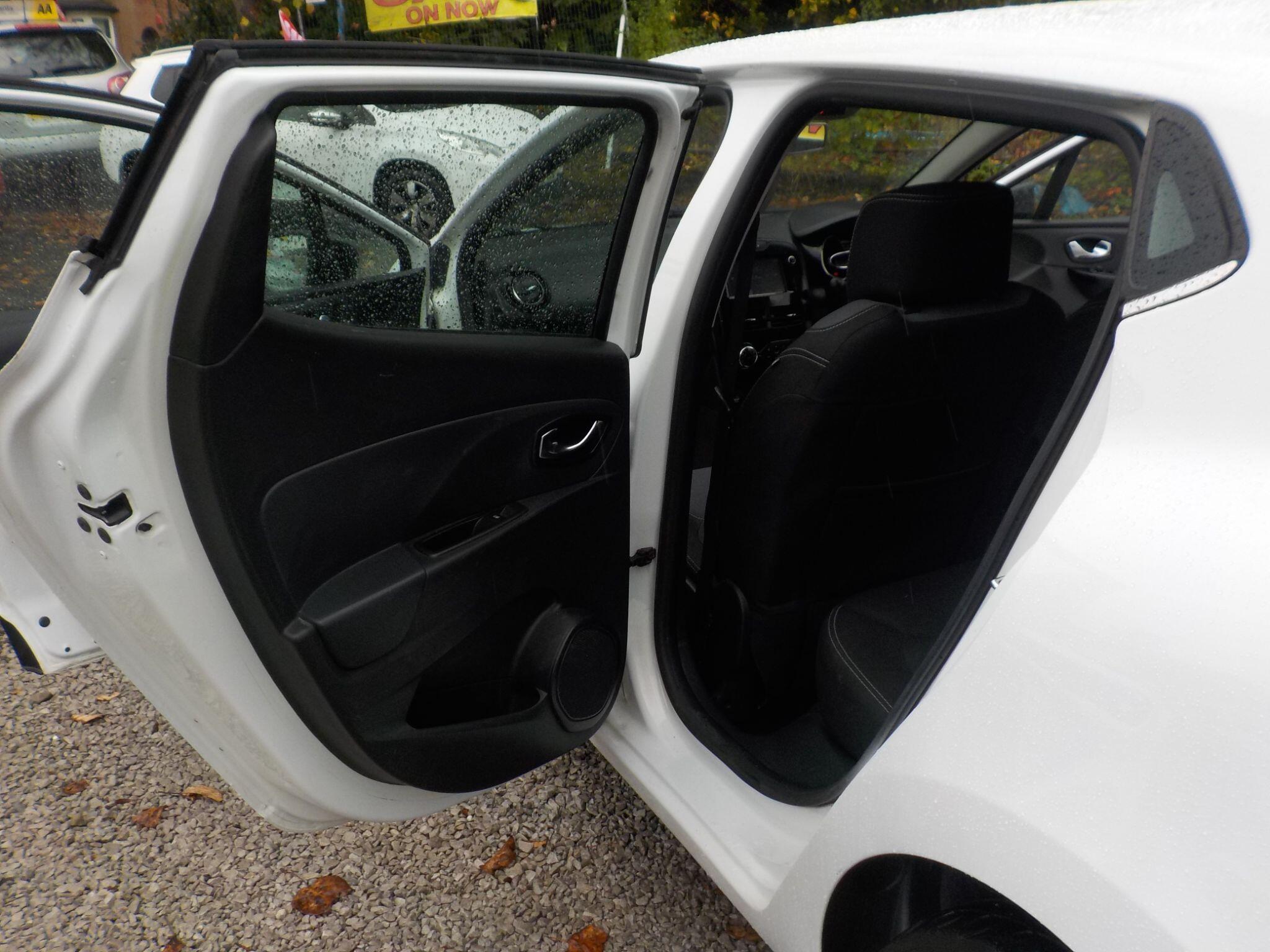 Renault Clio 1.5 dCi Dynamique S MediaNav Euro 5 (s/s) 5dr