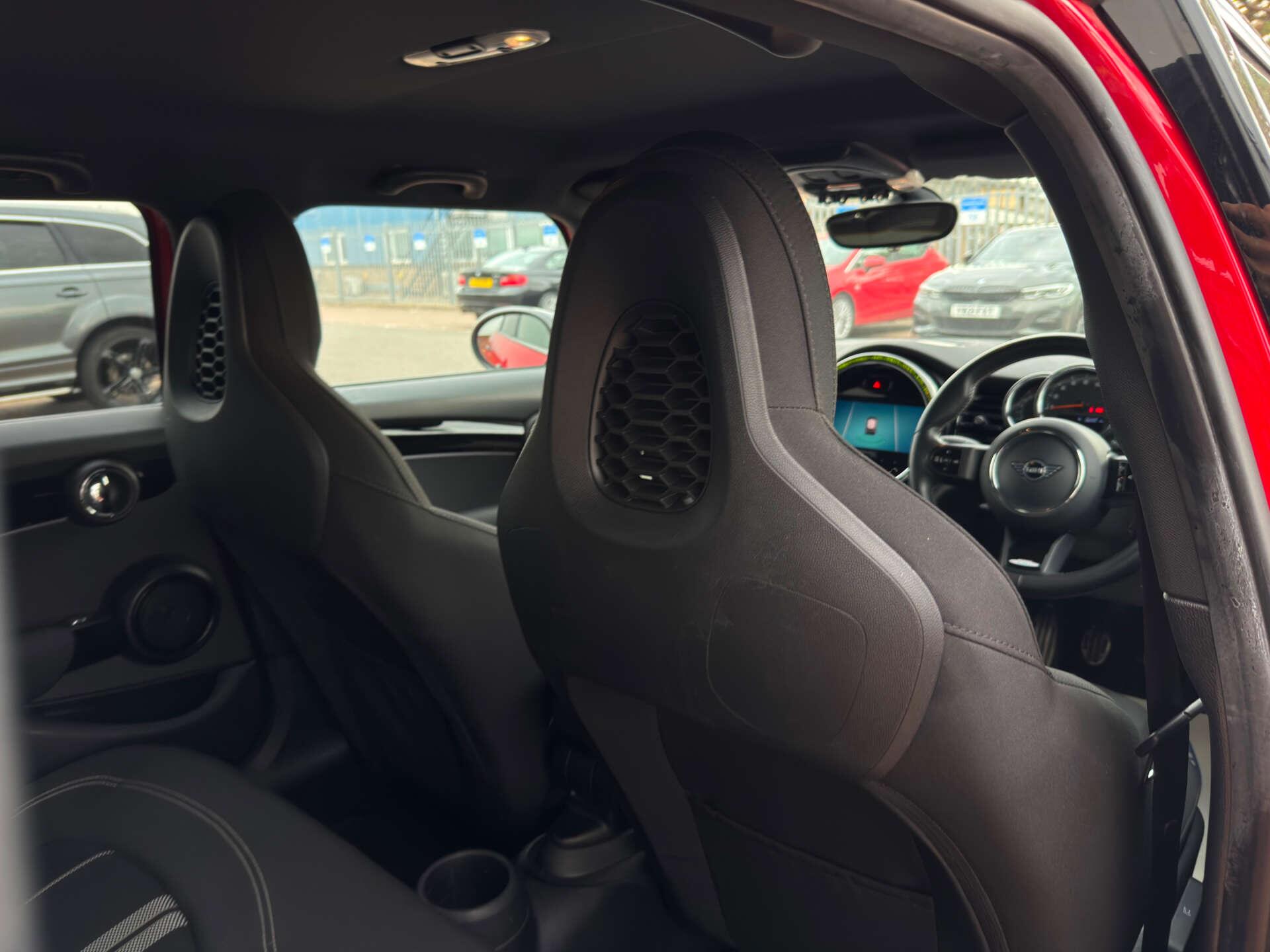 Mini Cooper view 30