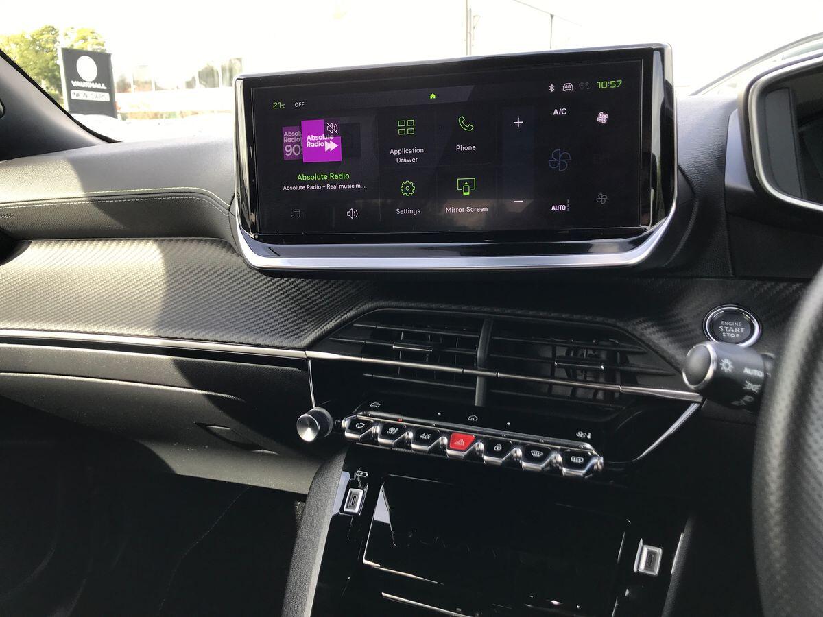 Peugeot 2008 view 13