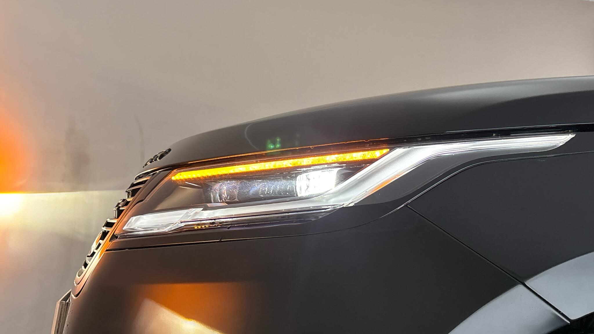Land Rover Range Rover Velar view 24