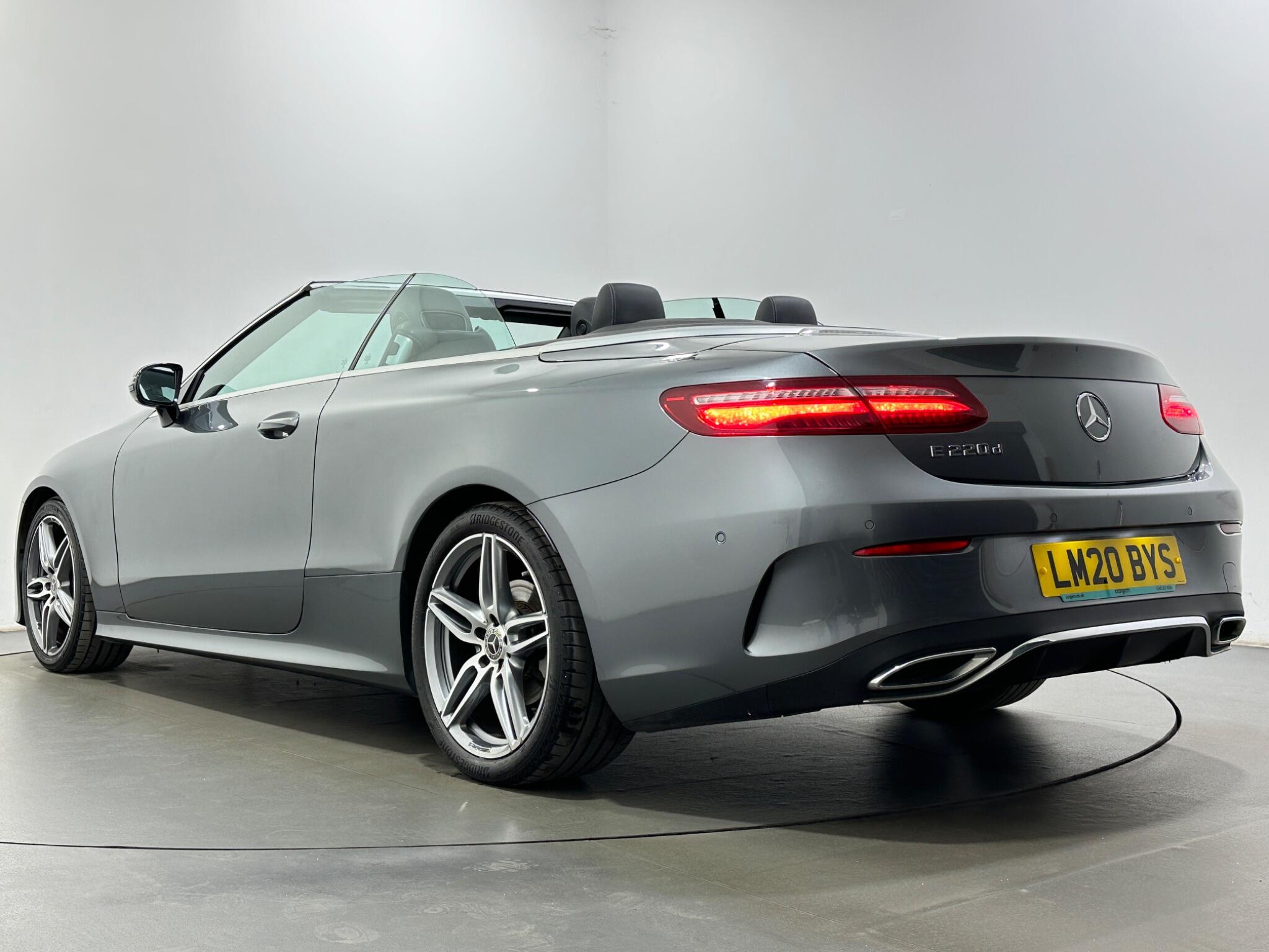 Mercedes-Benz E-Class view 45