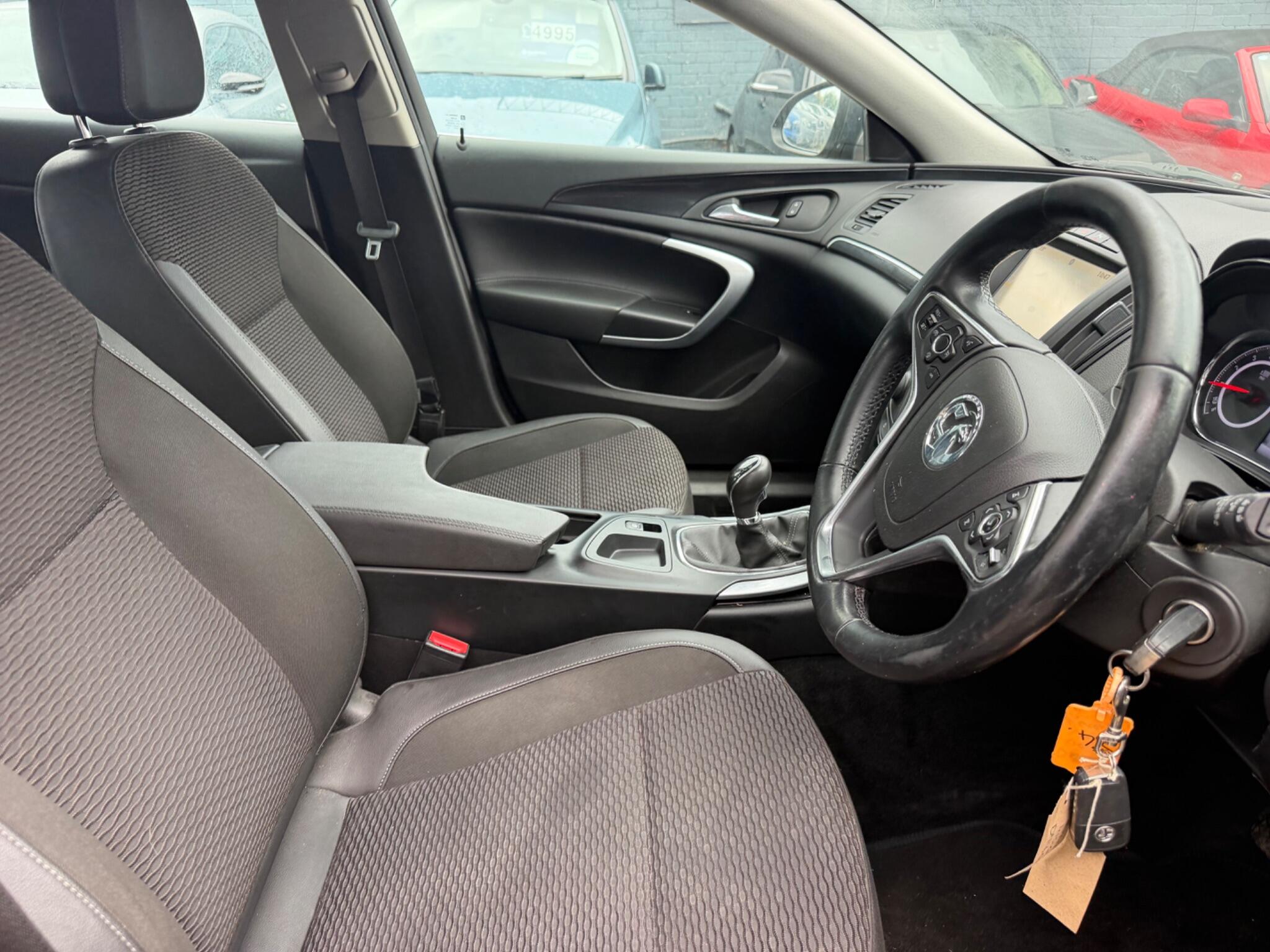 Vauxhall Insignia view 10