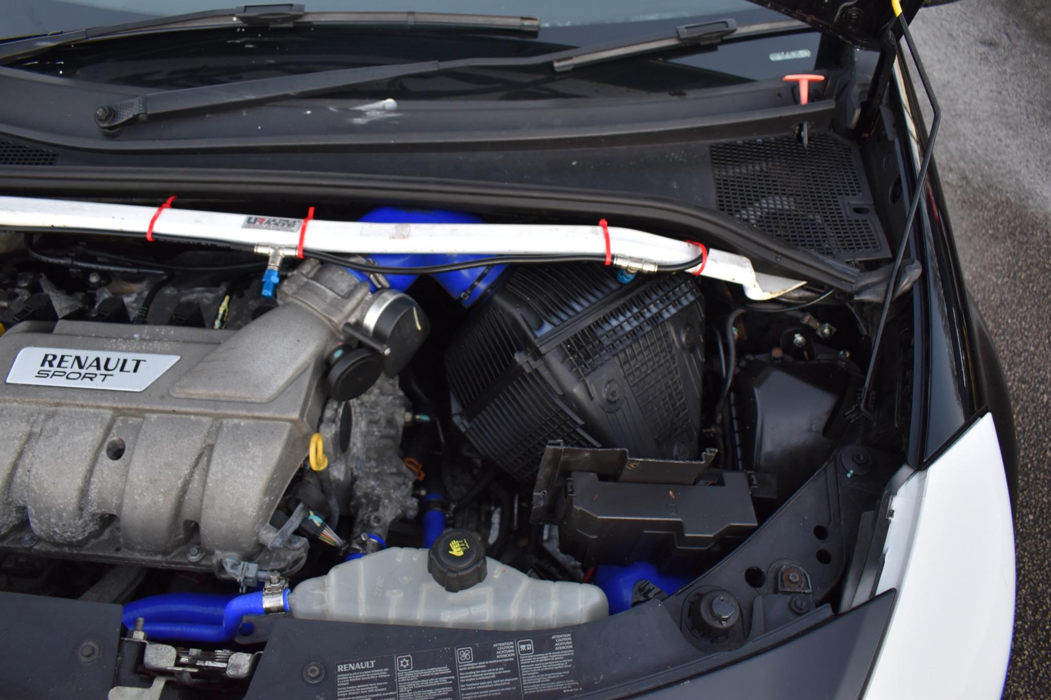 Clio - 2.0 Renaultsport Euro 5 3dr - Image 32