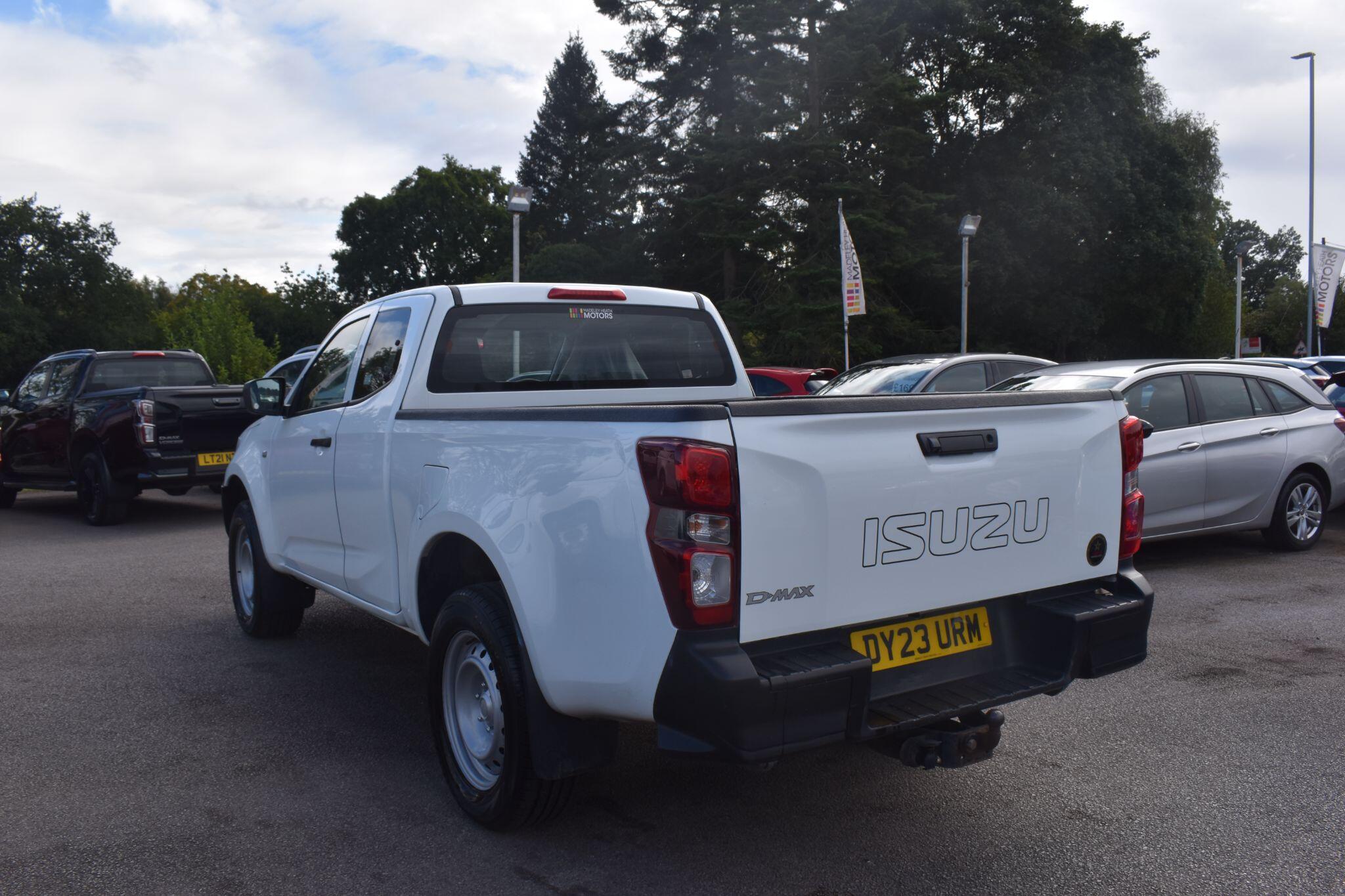 D-Max - 1.9 TD Utility 4WD Euro 6 (s/s) 2dr - Image 8