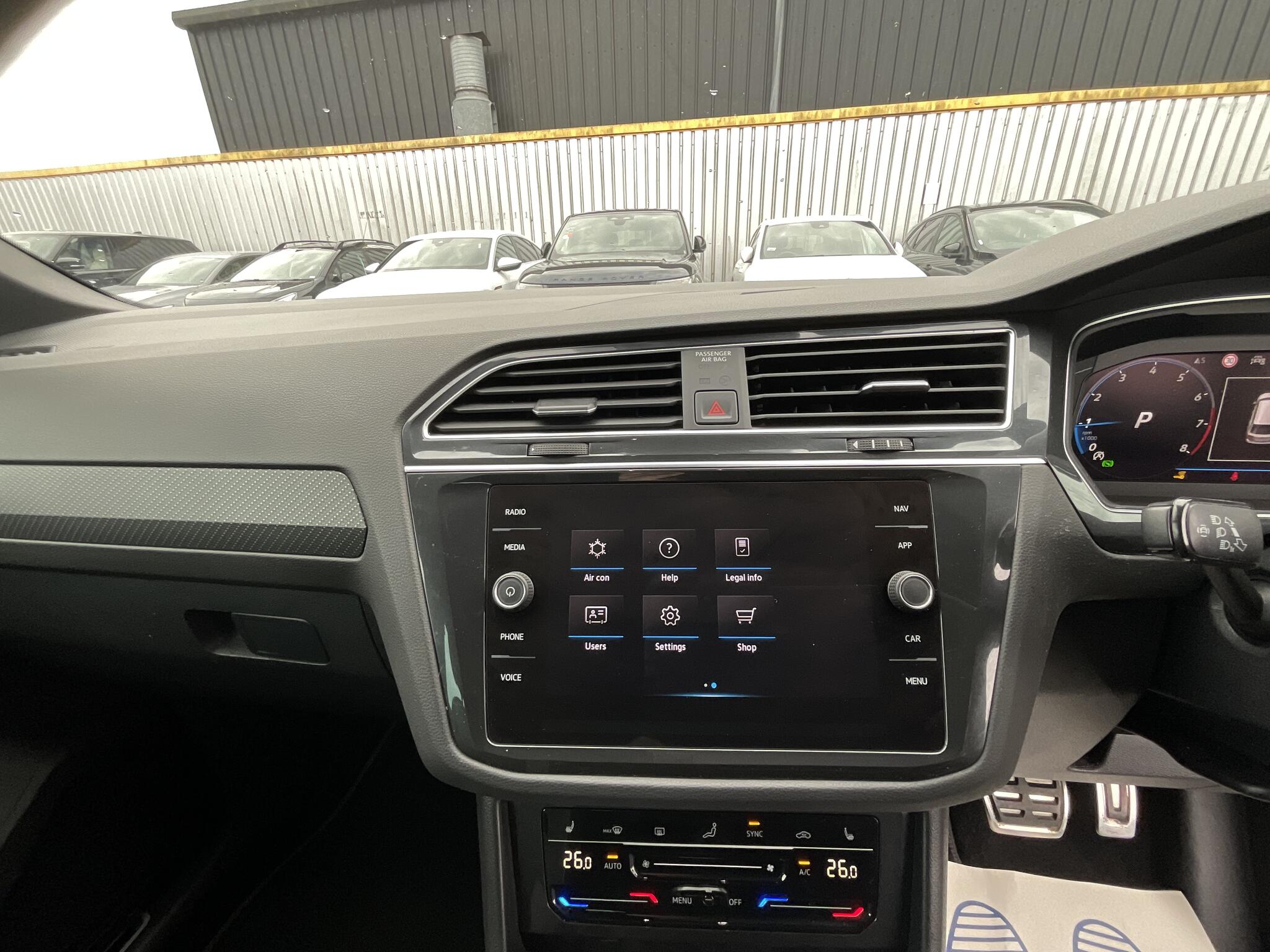 Volkswagen Tiguan view 28