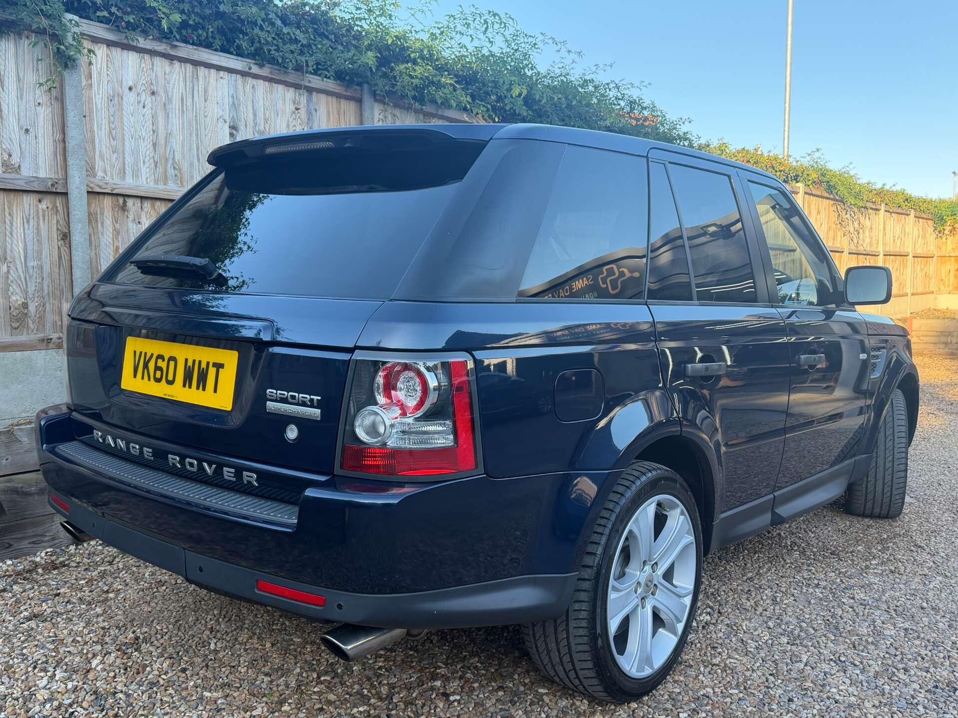 Land Rover Range Rover Sport view 13