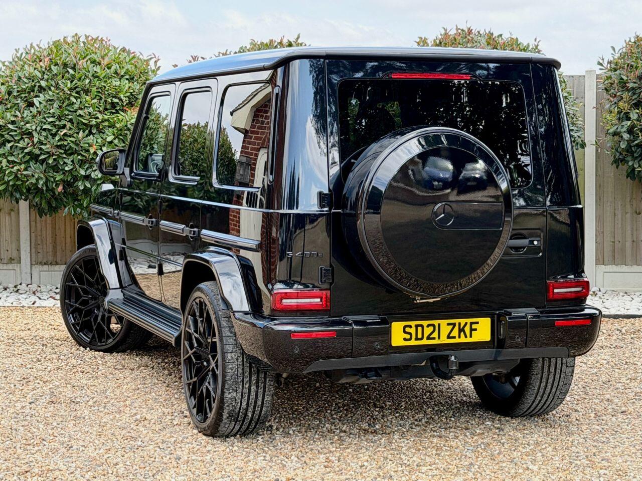 Mercedes-Benz G-Class view 32