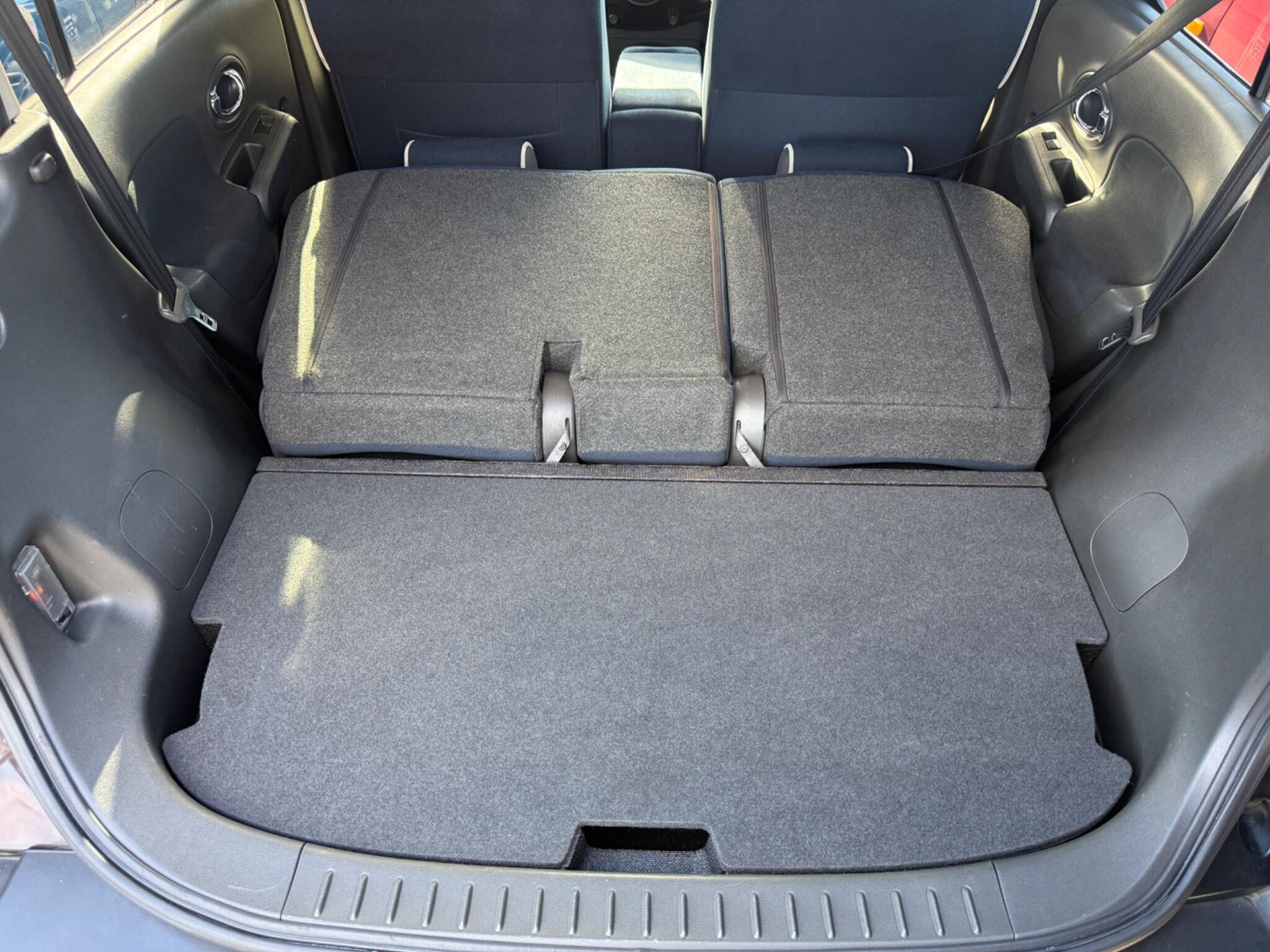 Nissan Cube view 66