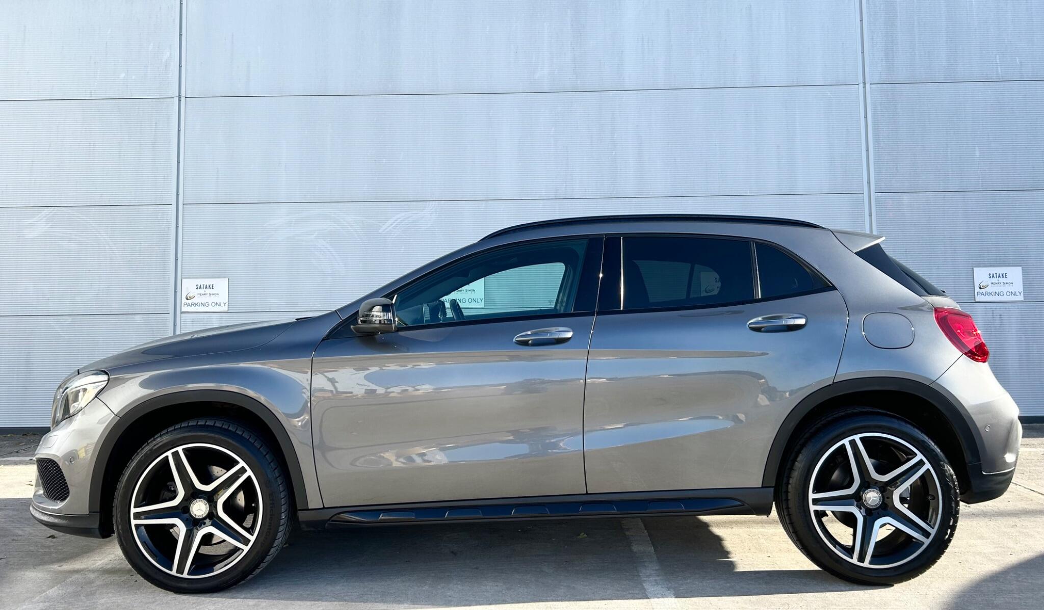 Mercedes-Benz GLA view 8