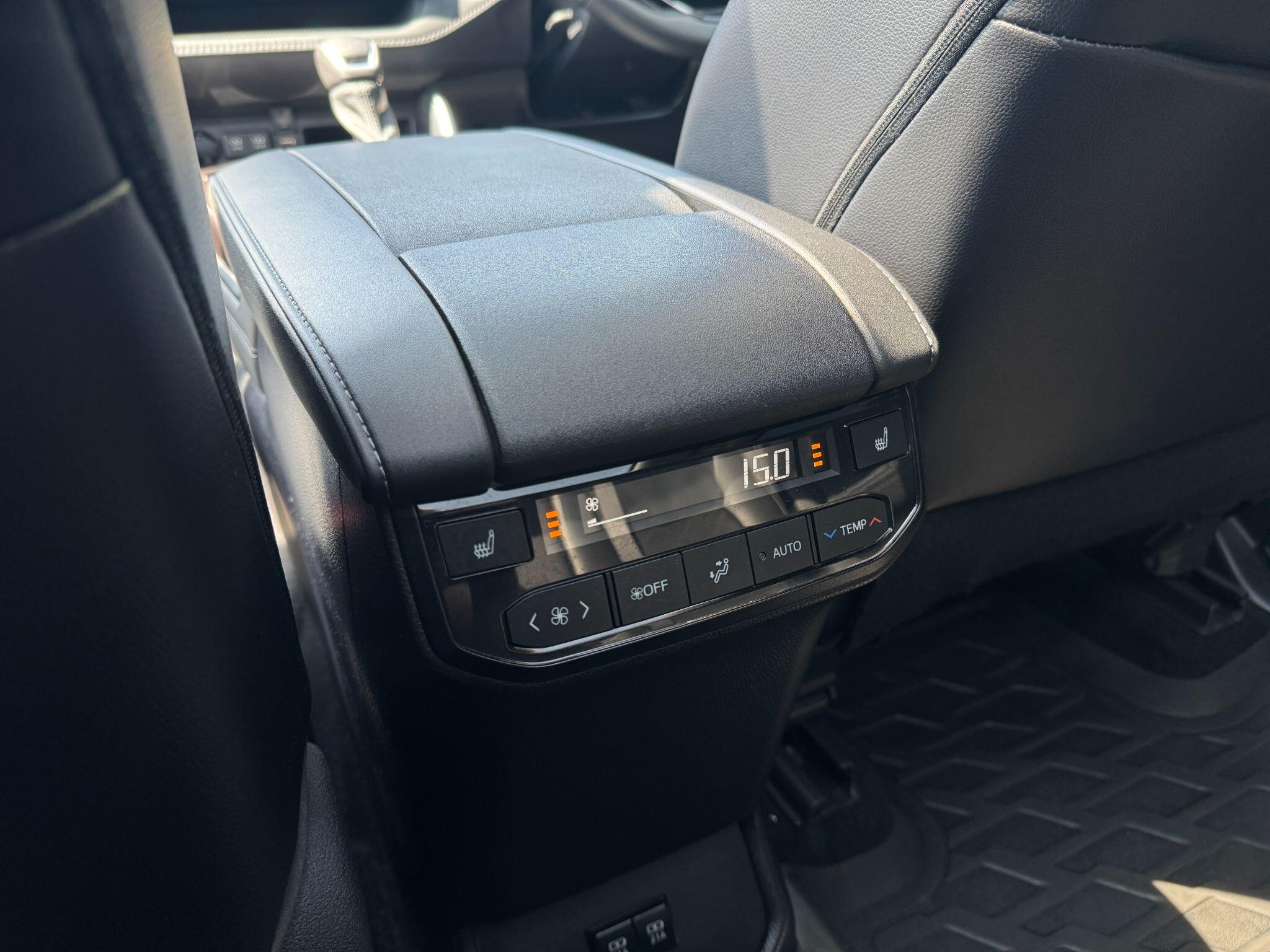Toyota Highlander view 40