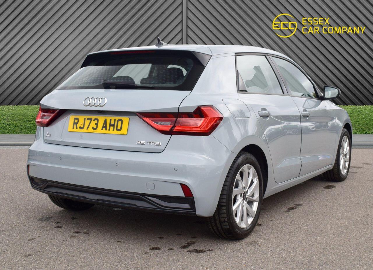 Audi A1 view 9