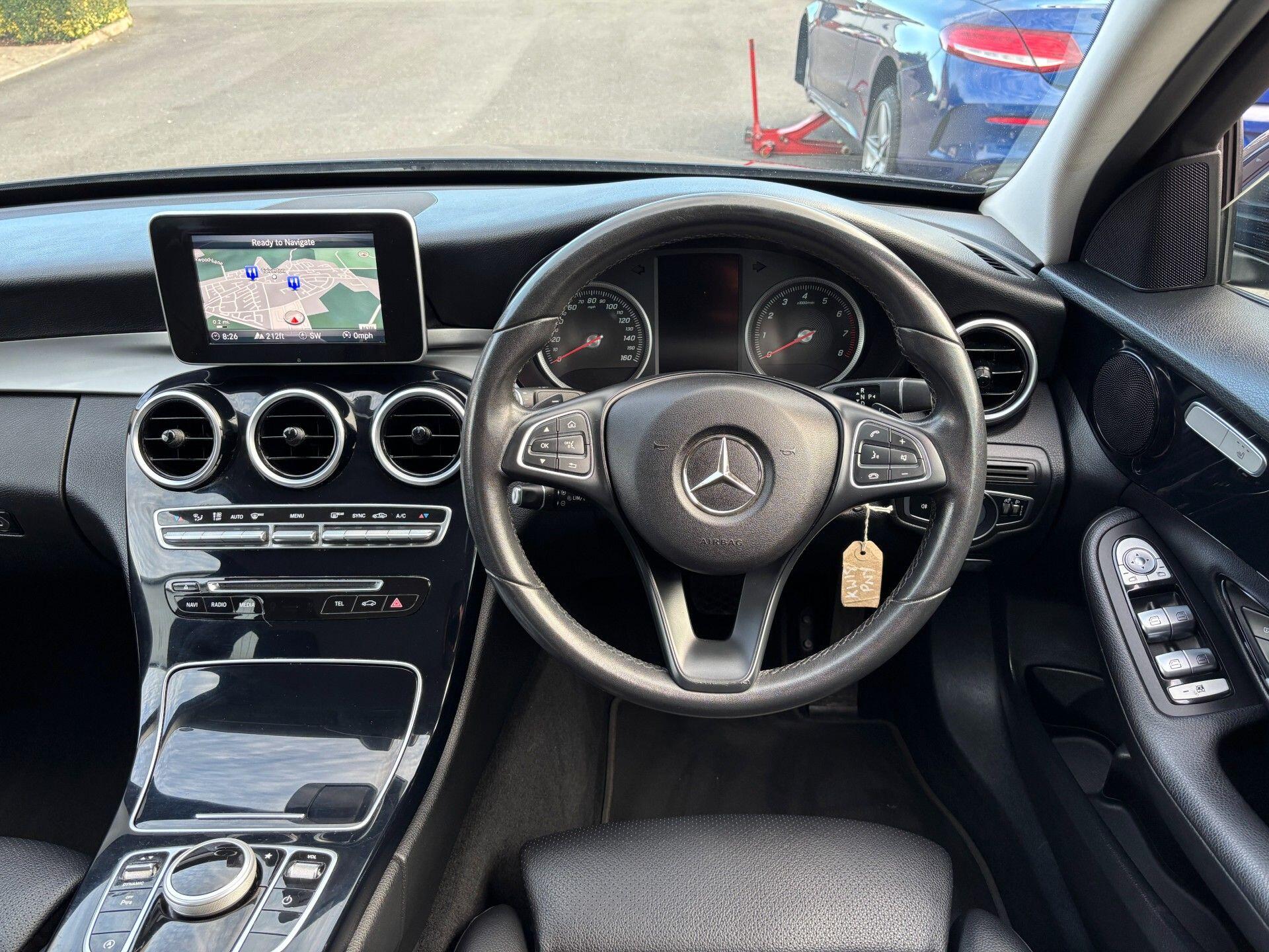 Mercedes-Benz C-Class view 20