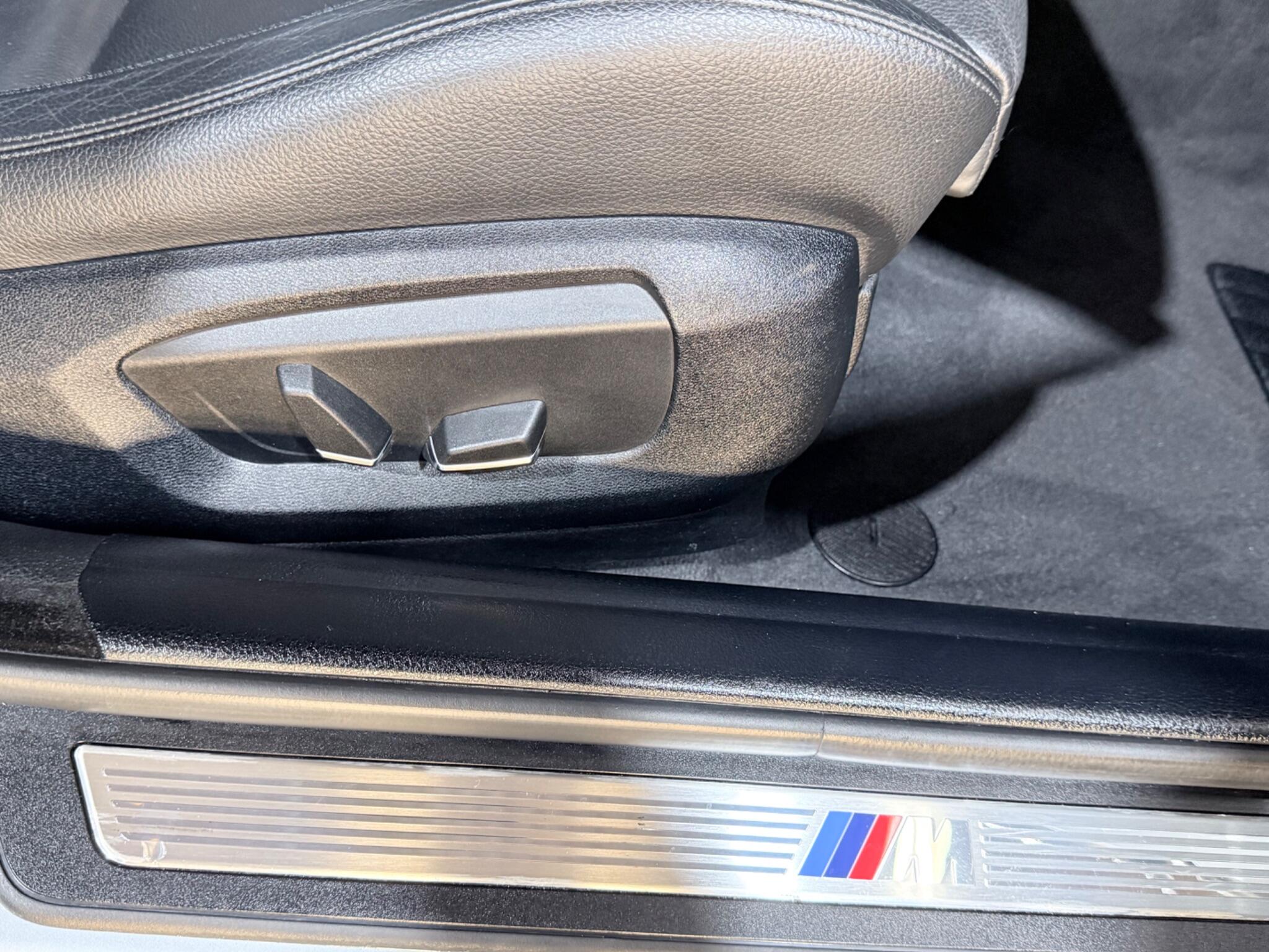 BMW 5 Series view 11