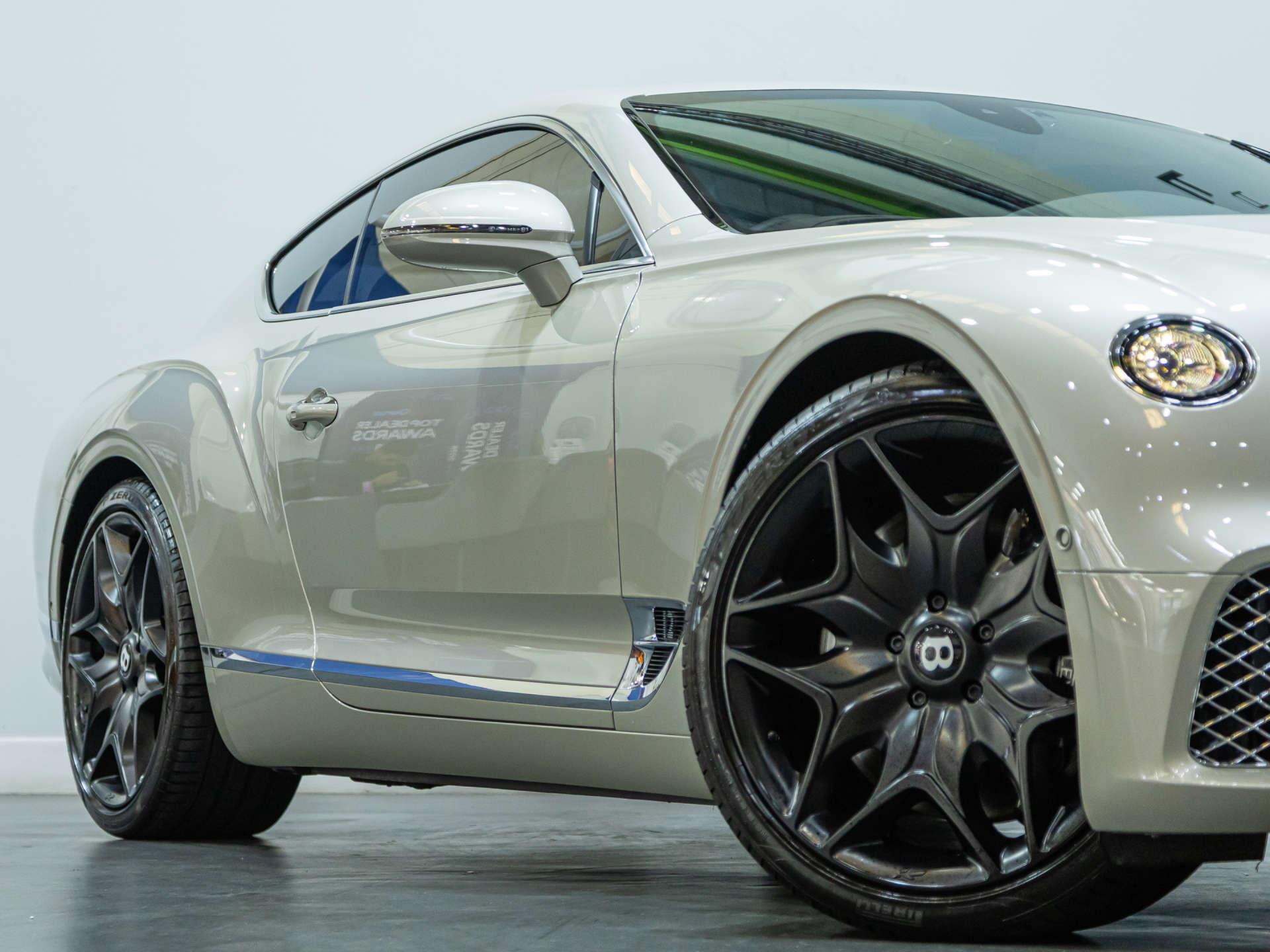 Bentley Continental view 10