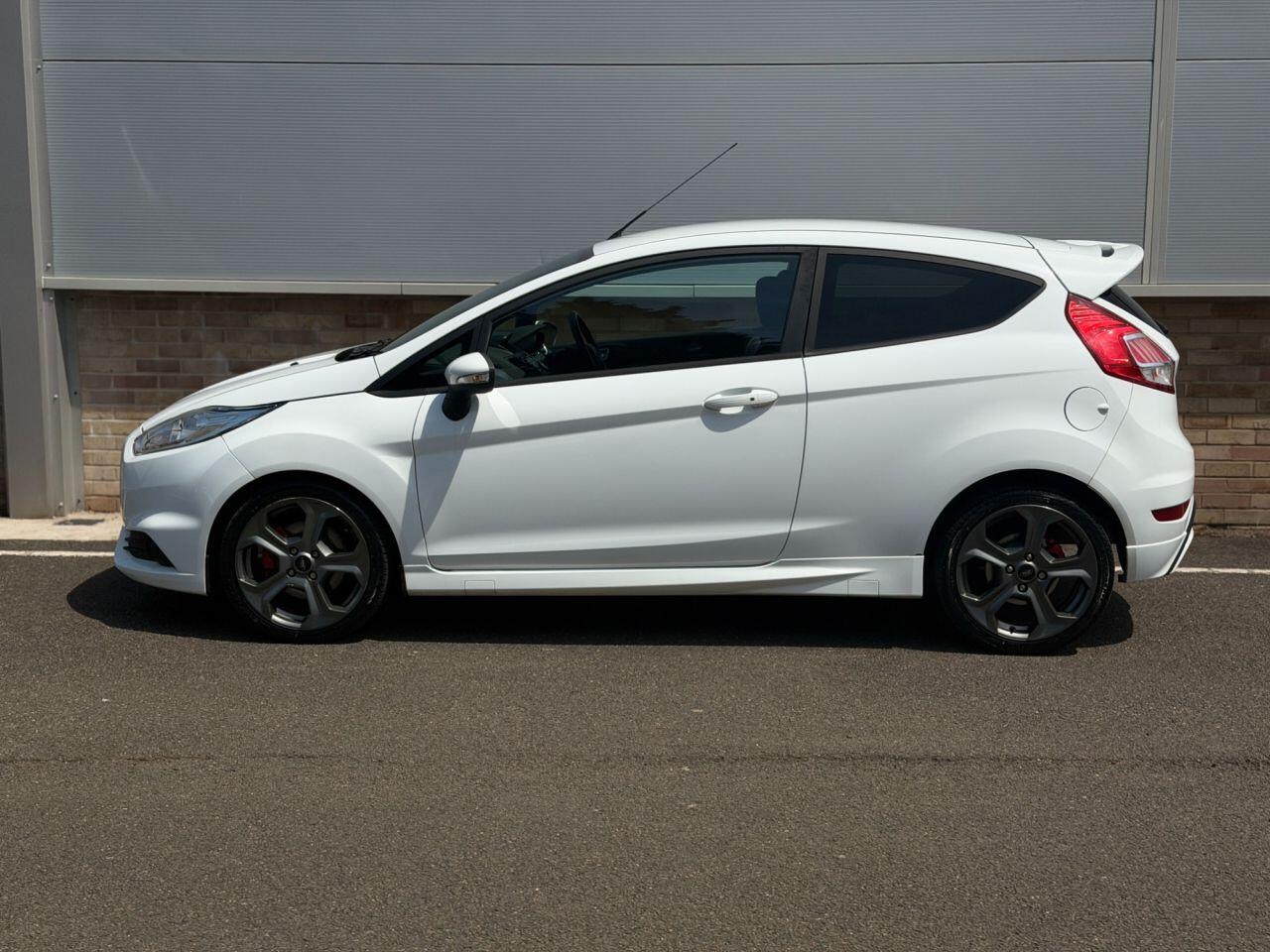 Ford Fiesta view 23