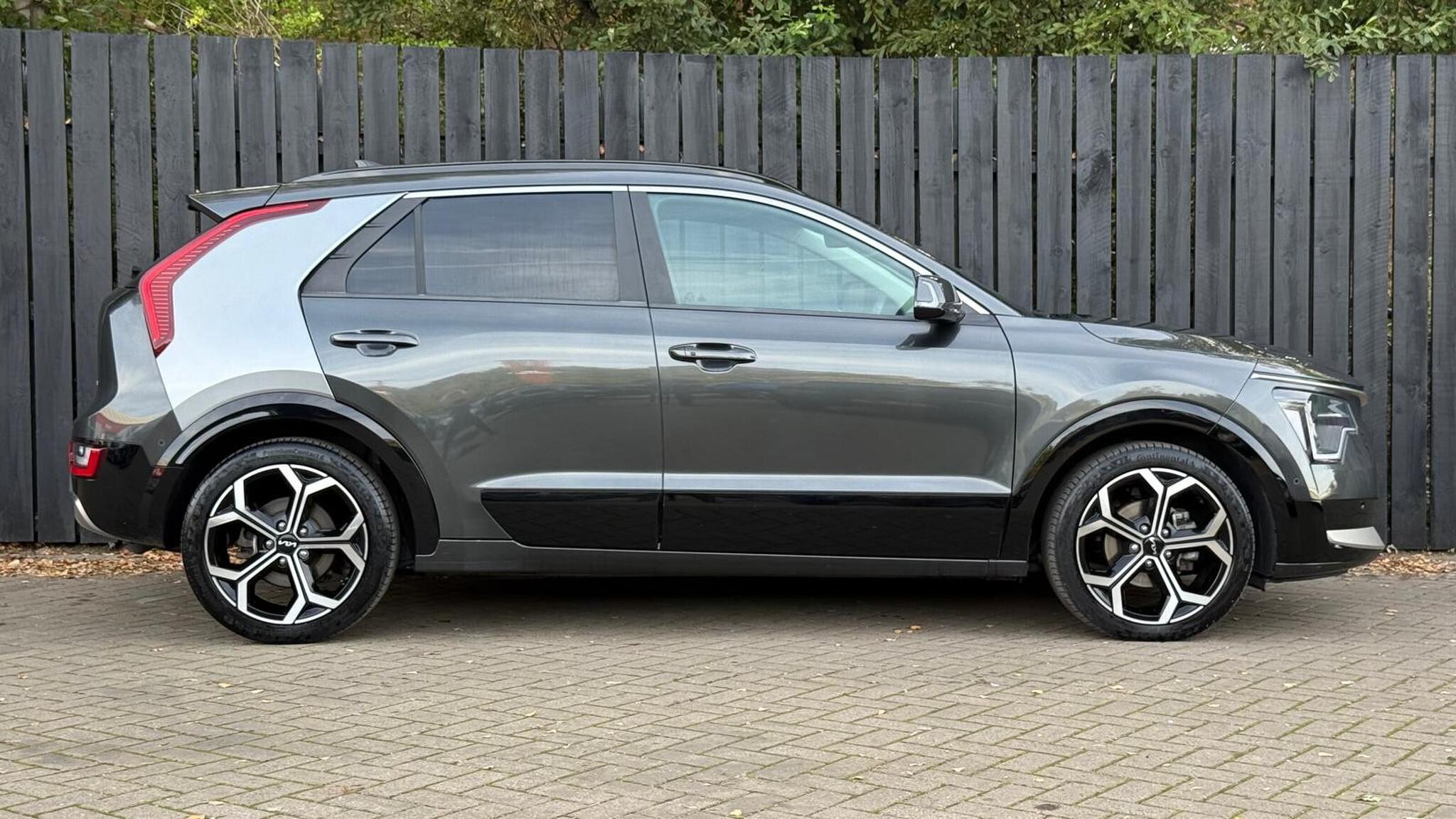 Kia Niro view 11