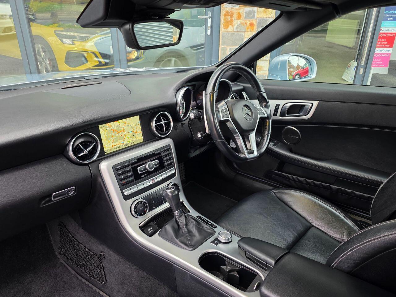 Mercedes-Benz SLK view 8