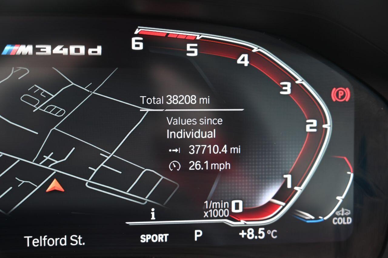 BMW 3 Series view 20