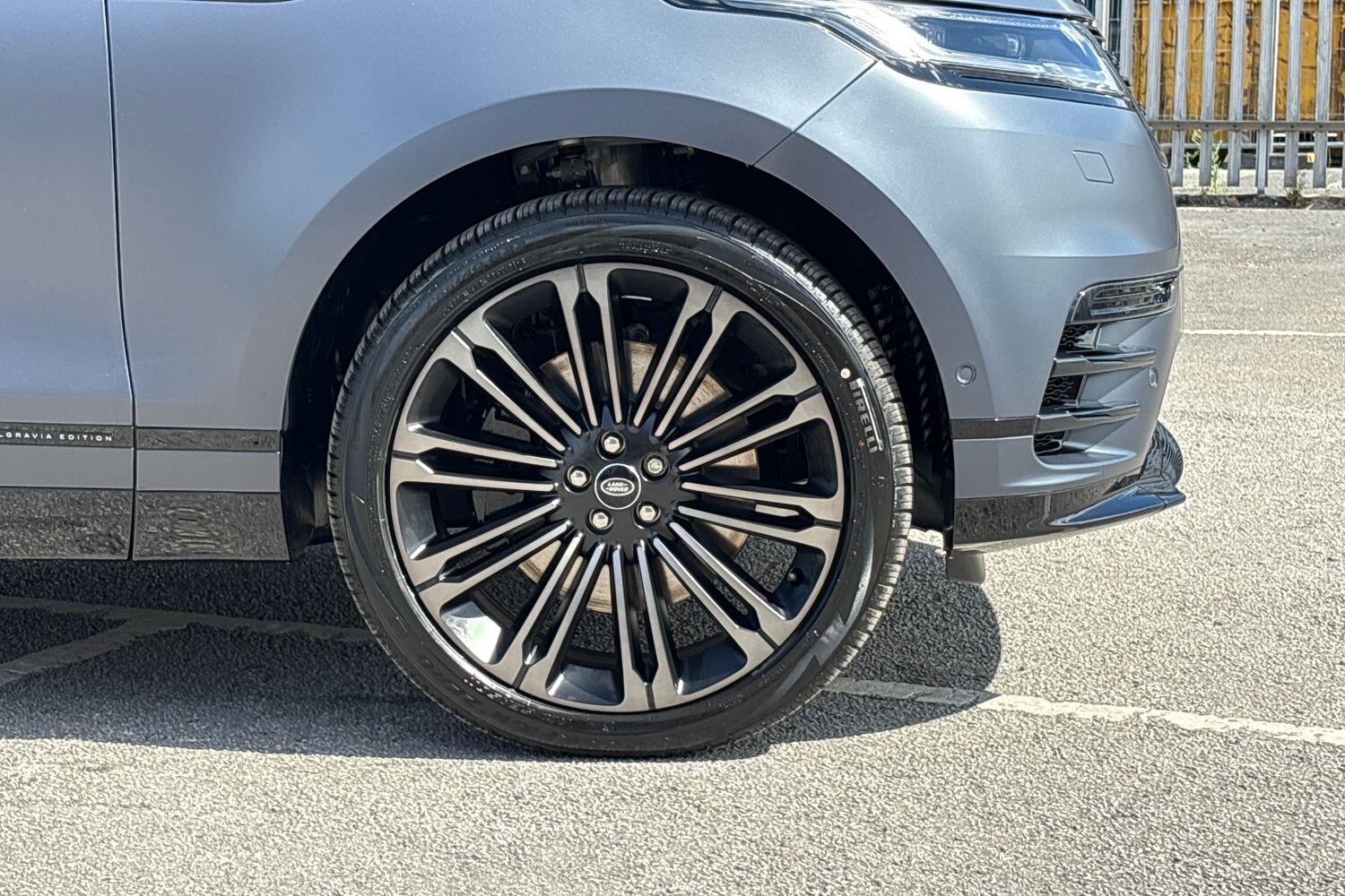 Land Rover Range Rover Velar view 8