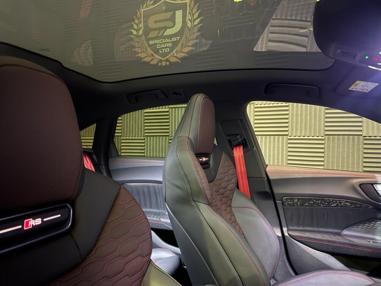 Audi RS5 view 17