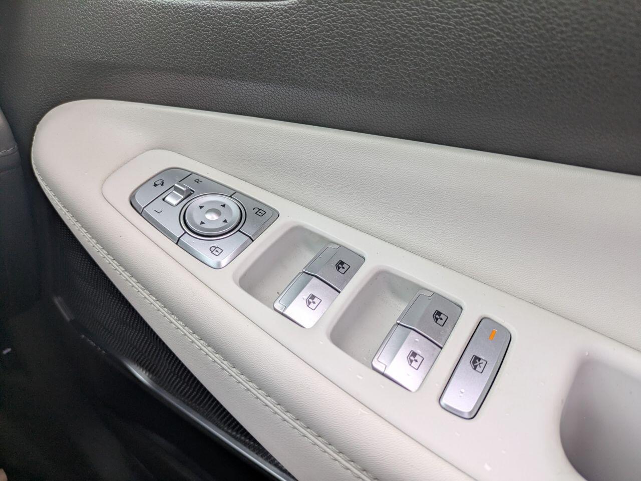 Hyundai Santa Fe view 32