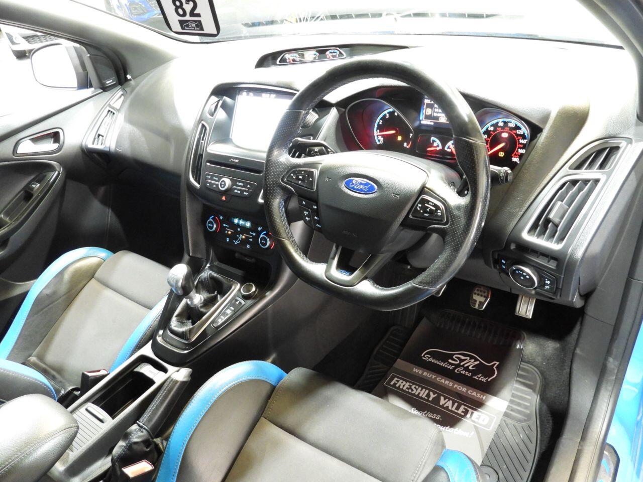 Ford Focus view 4