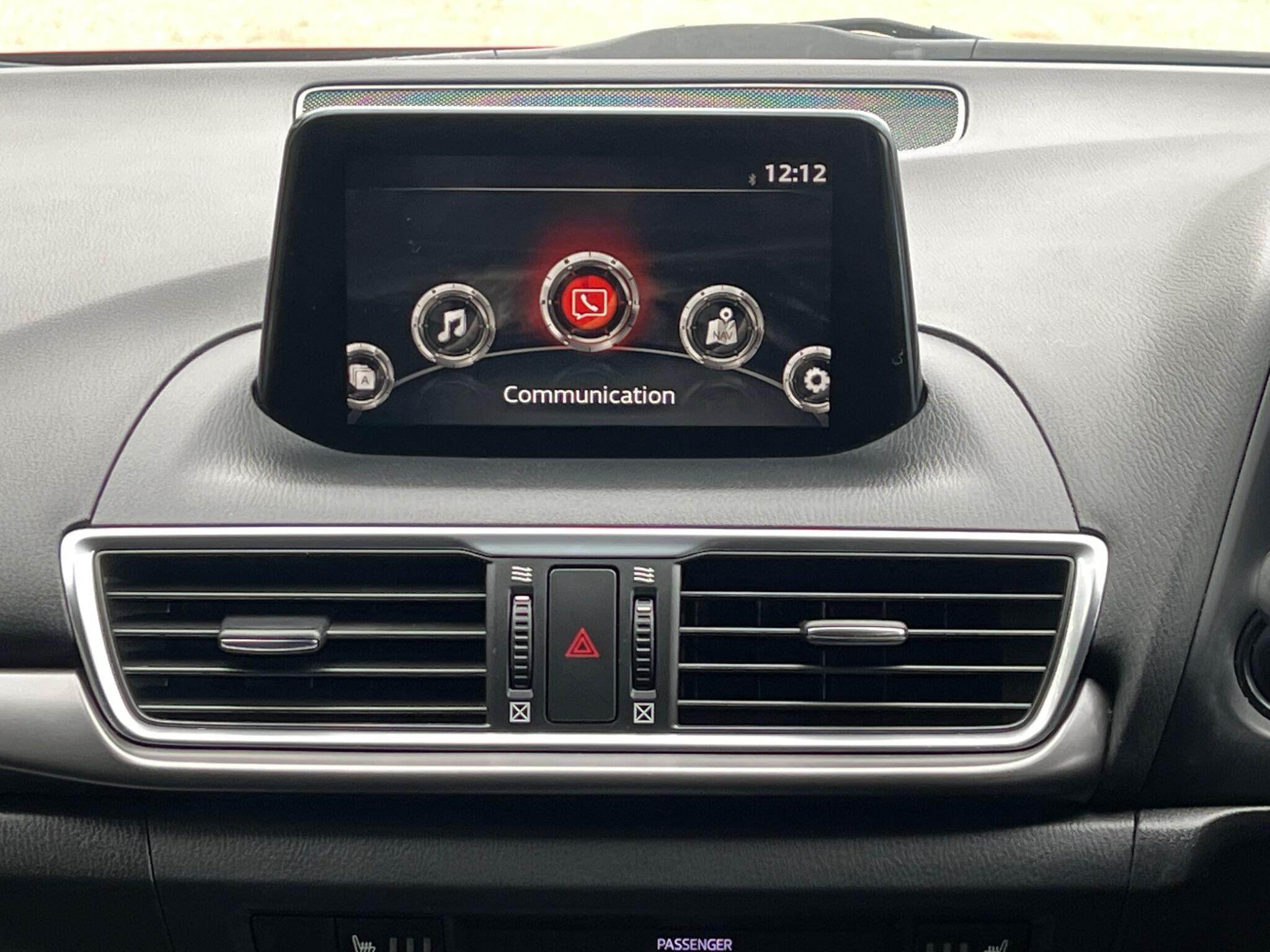 Mazda Mazda3 view 31