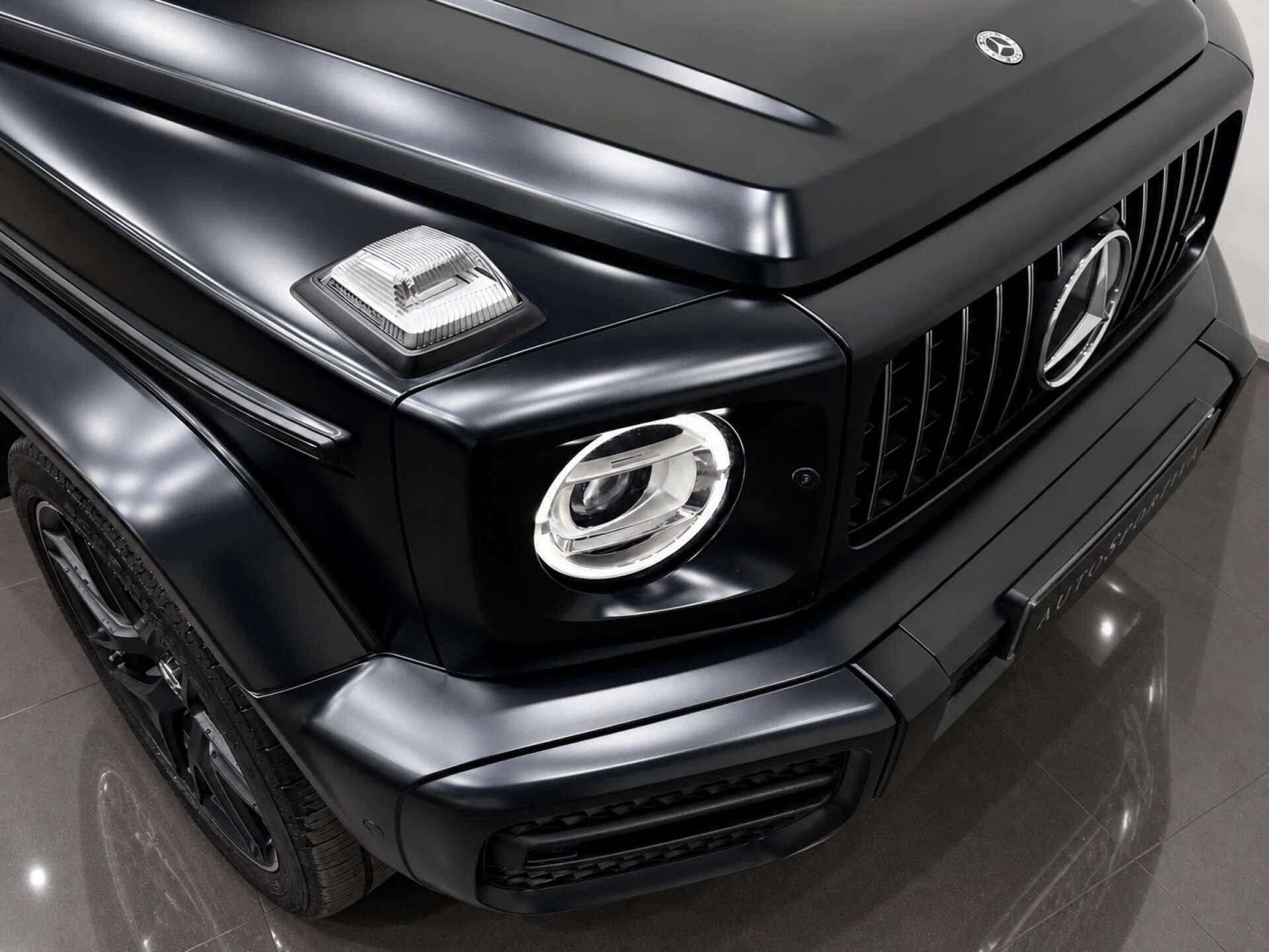 Mercedes-Benz G-Class view 35